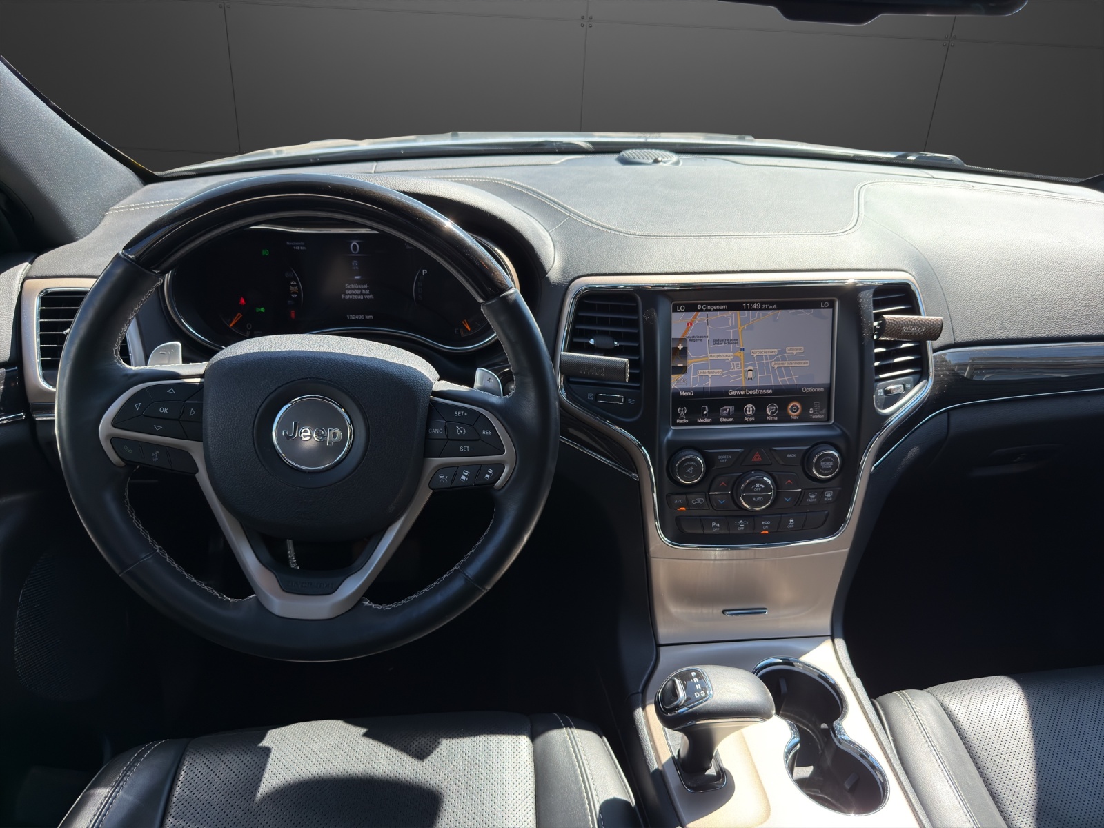 JEEP Grand Cherokee 3.0 CRD Overland Automatic – 4x4 – ab MFK – Garantie-image-10