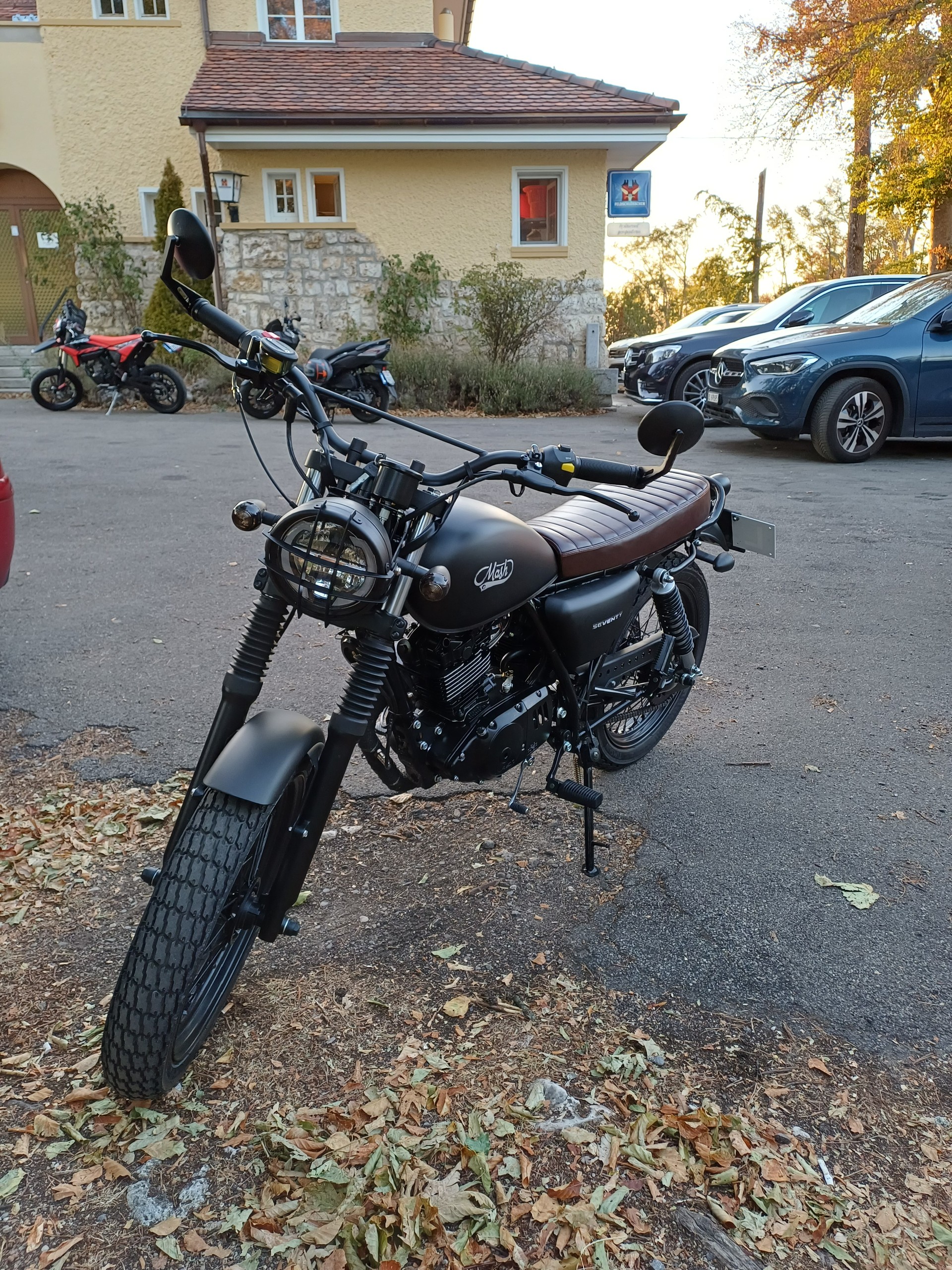 MASH 125 Seventy-image-0