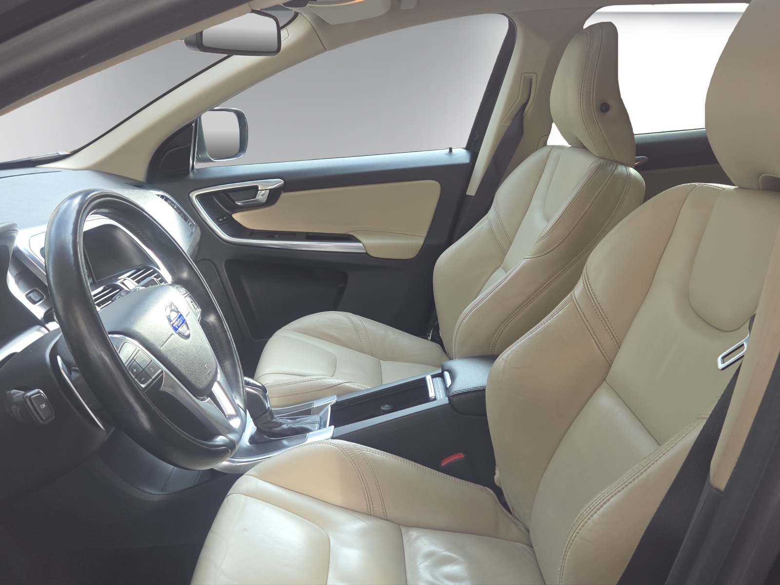 VOLVO XC60 D5 AWD Summum Geartronic-image-10