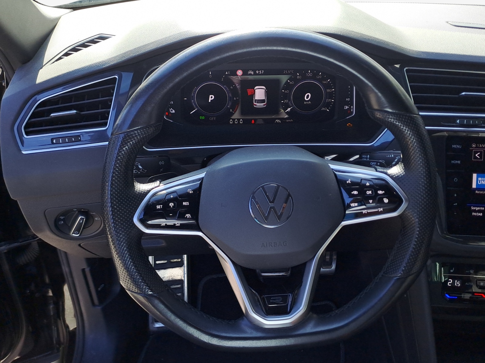 VW Tiguan 1.4TSI PHEV Selection DSG-image-10