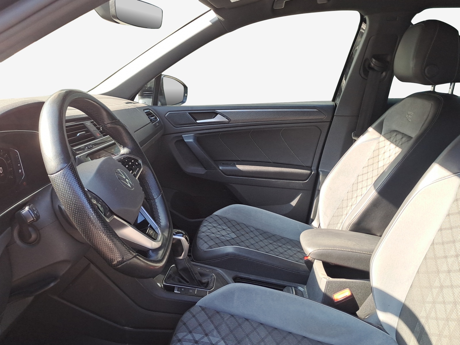 VW Tiguan 1.4TSI PHEV Selection DSG-image-8