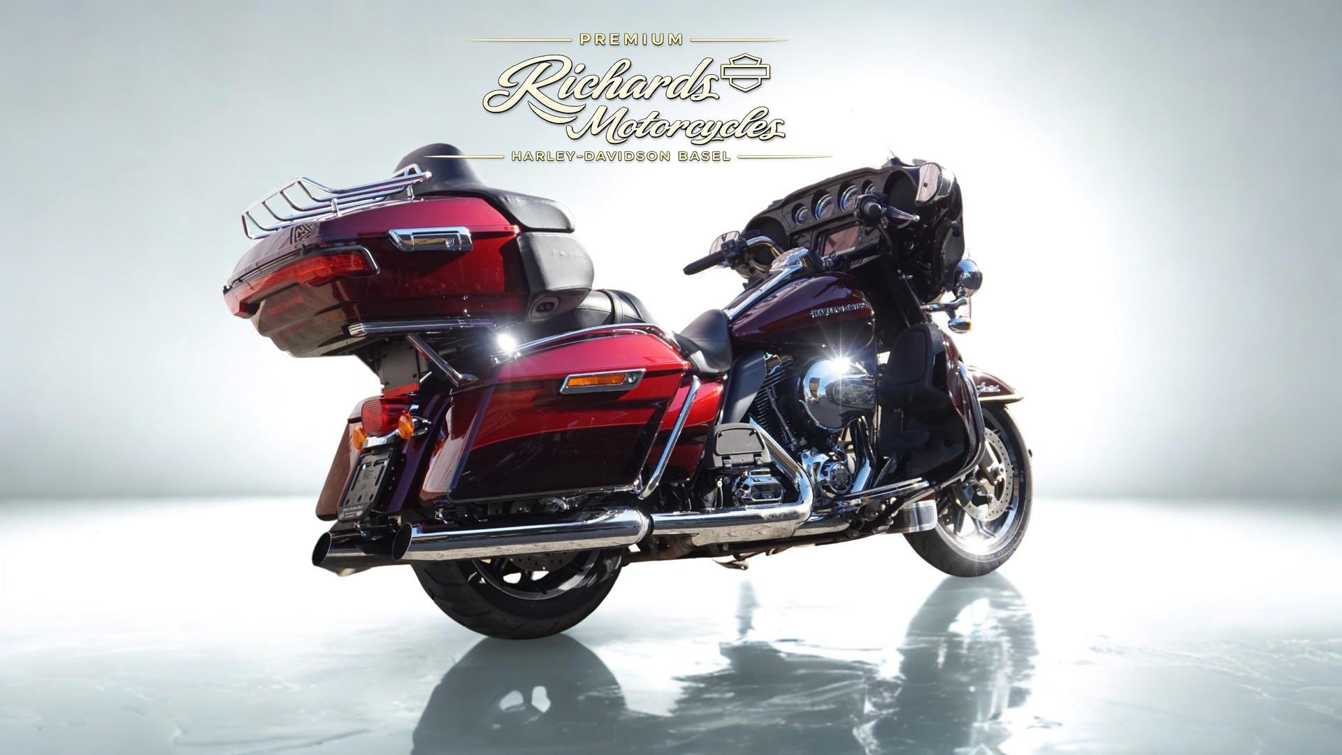HARLEY-DAVIDSON FLHTK Electra Glide Ultra Limited-showroom-element-2