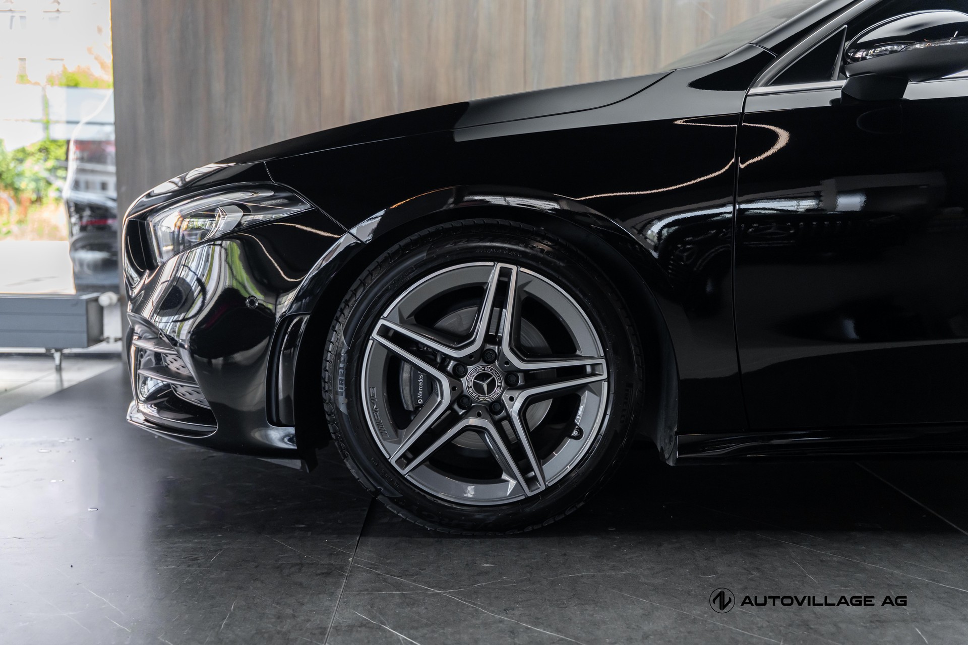 MERCEDES-BENZ A 200 AMG Line 7G-DCT-image-29