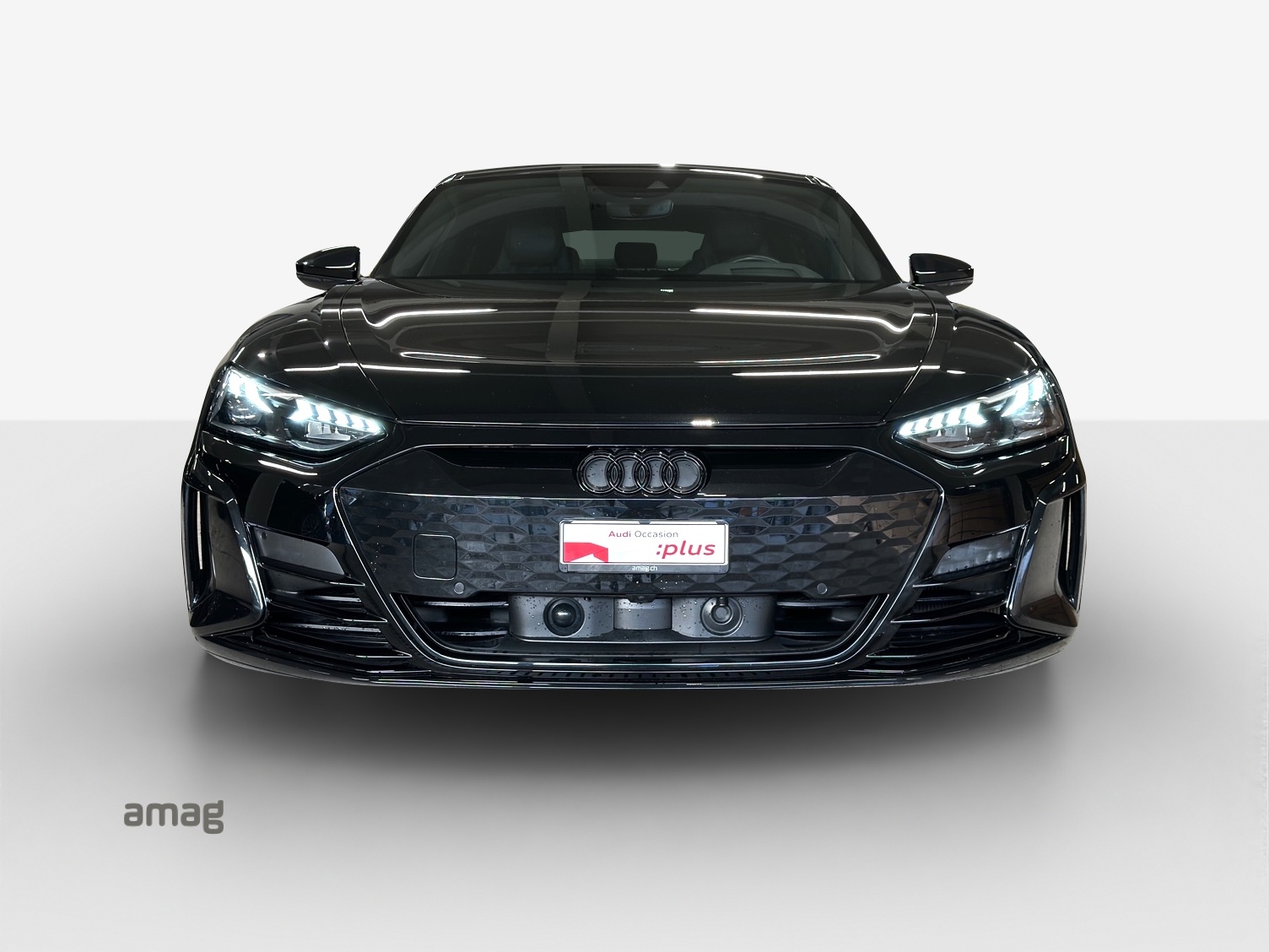 AUDI e-tron GT quattro-image-6