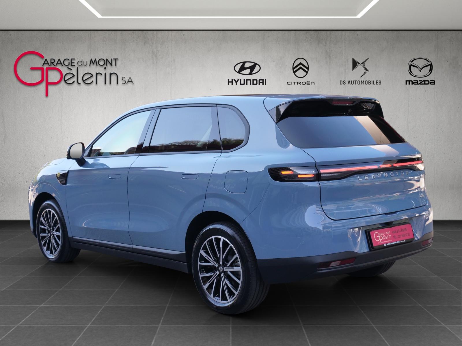 LEAPMOTOR B10 1.5 Hybrid EV-showroom-element-1