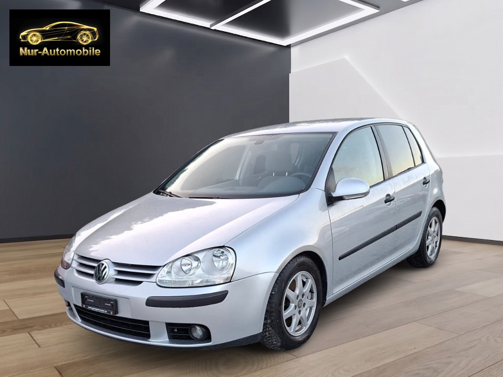 VW Golf 2.0 FSI 4Motion-showroom-element-2