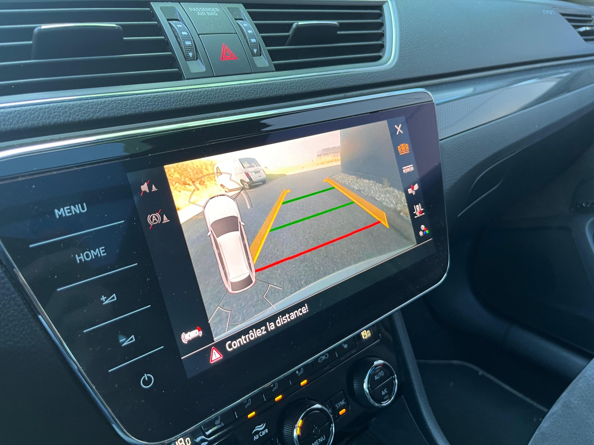 SKODA Superb Combi 2.0 TDi SportLine+ 4x4 DSG-image-15