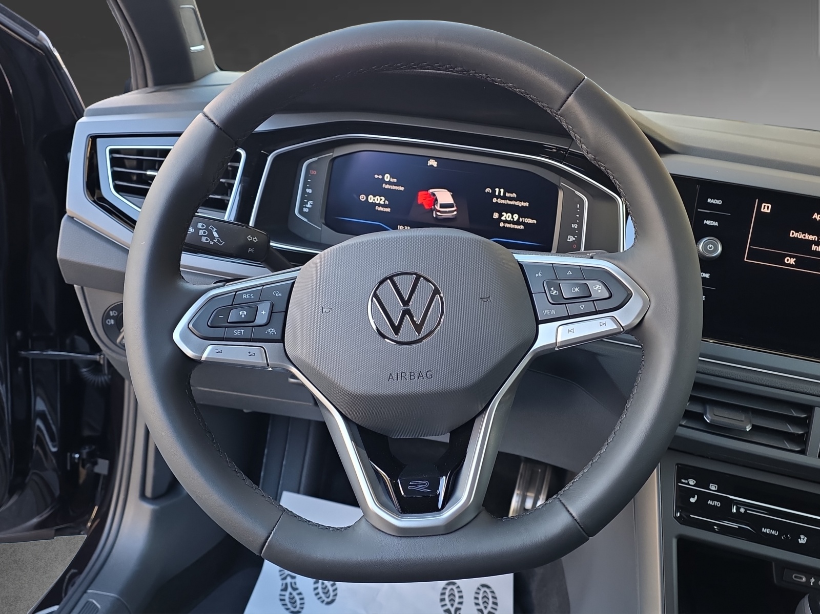 VW Polo 1.0 TSI R-Line United DSG-image-8