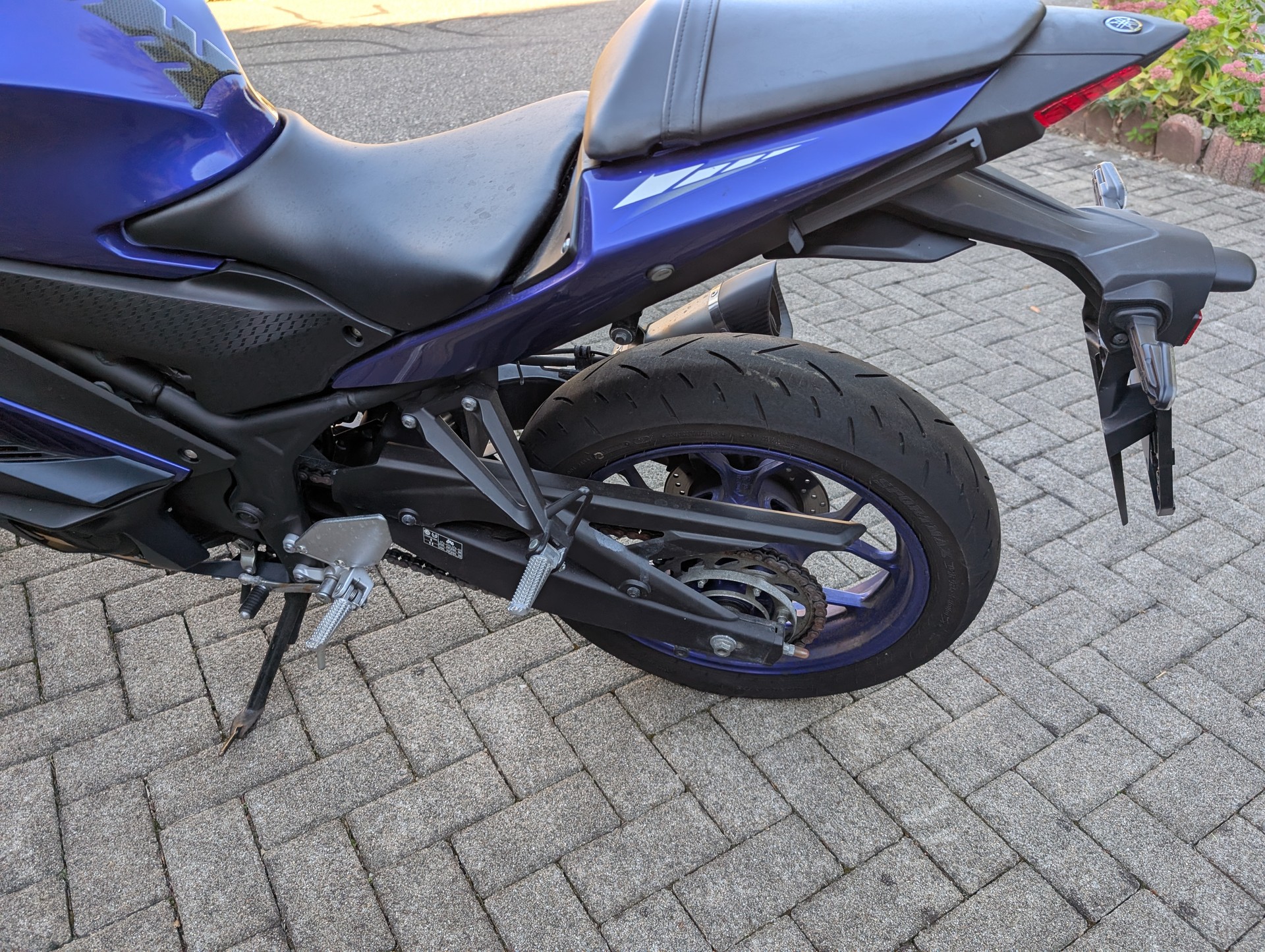 YAMAHA YZF-R3-image-6