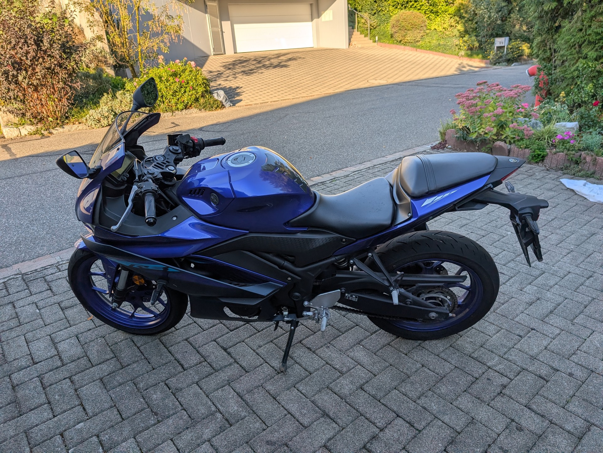 YAMAHA YZF-R3-image-0