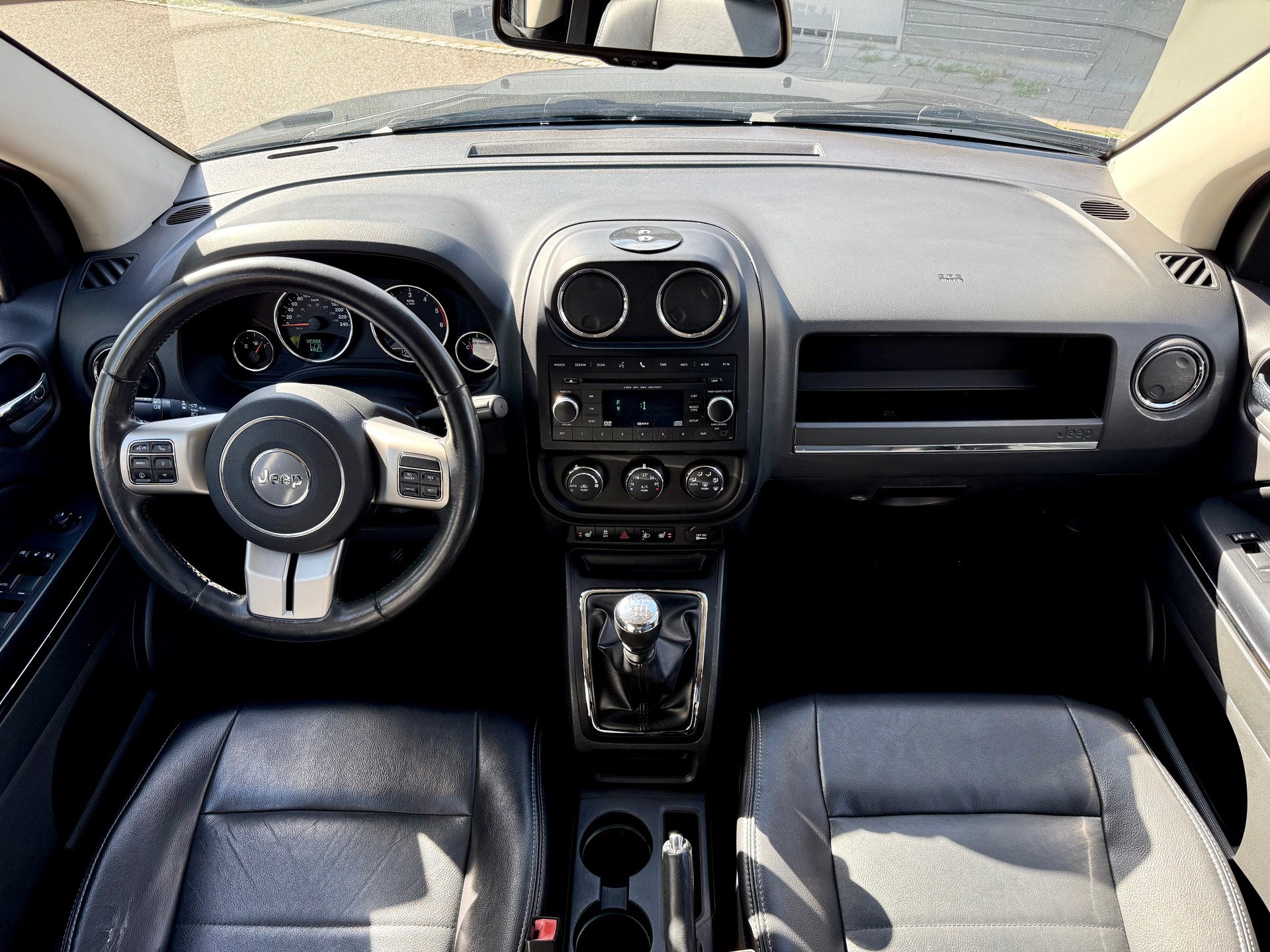 JEEP 2.2 CRD Limited-image-6
