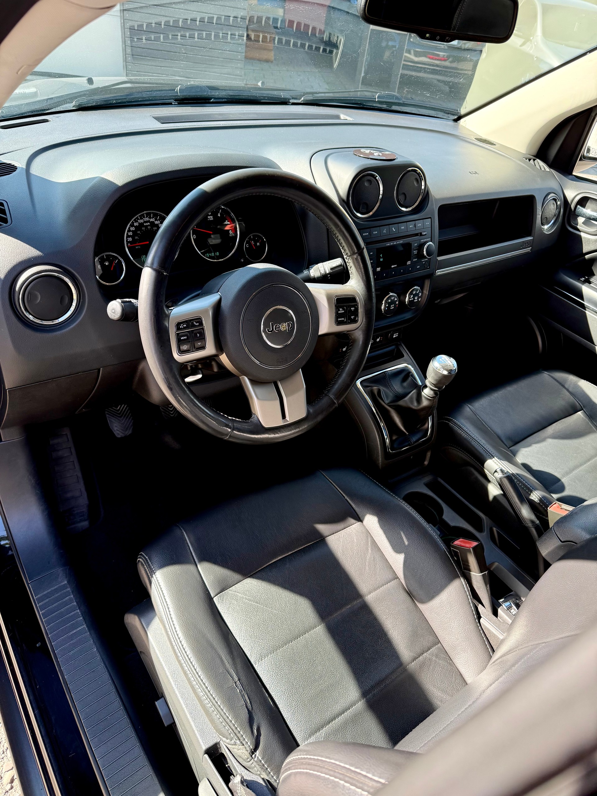 JEEP 2.2 CRD Limited-image-8