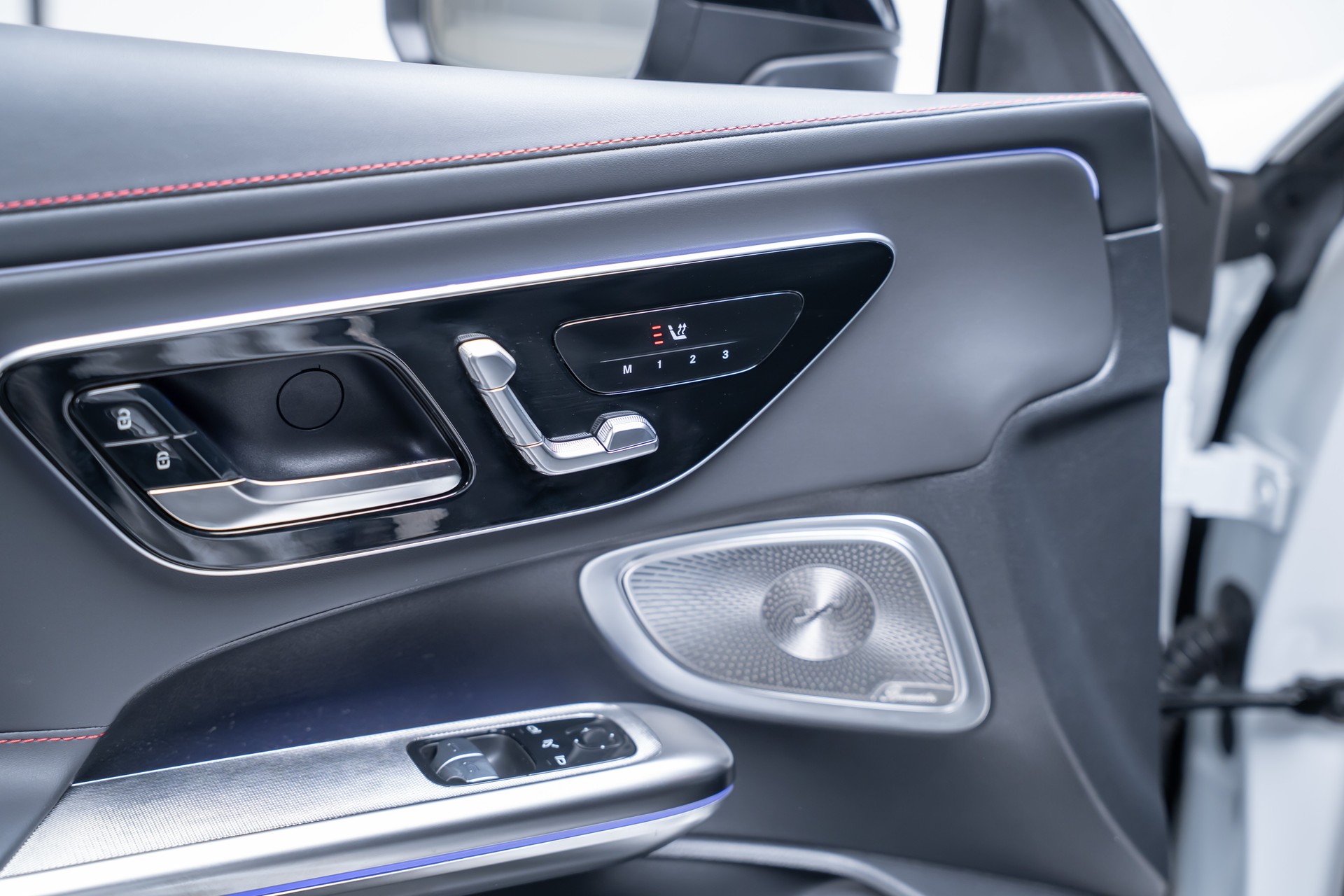 MERCEDES-BENZ CLE 53 AMG 4matic+ Coupé / Panorama / Burmseter / 360°Kamera-image-23