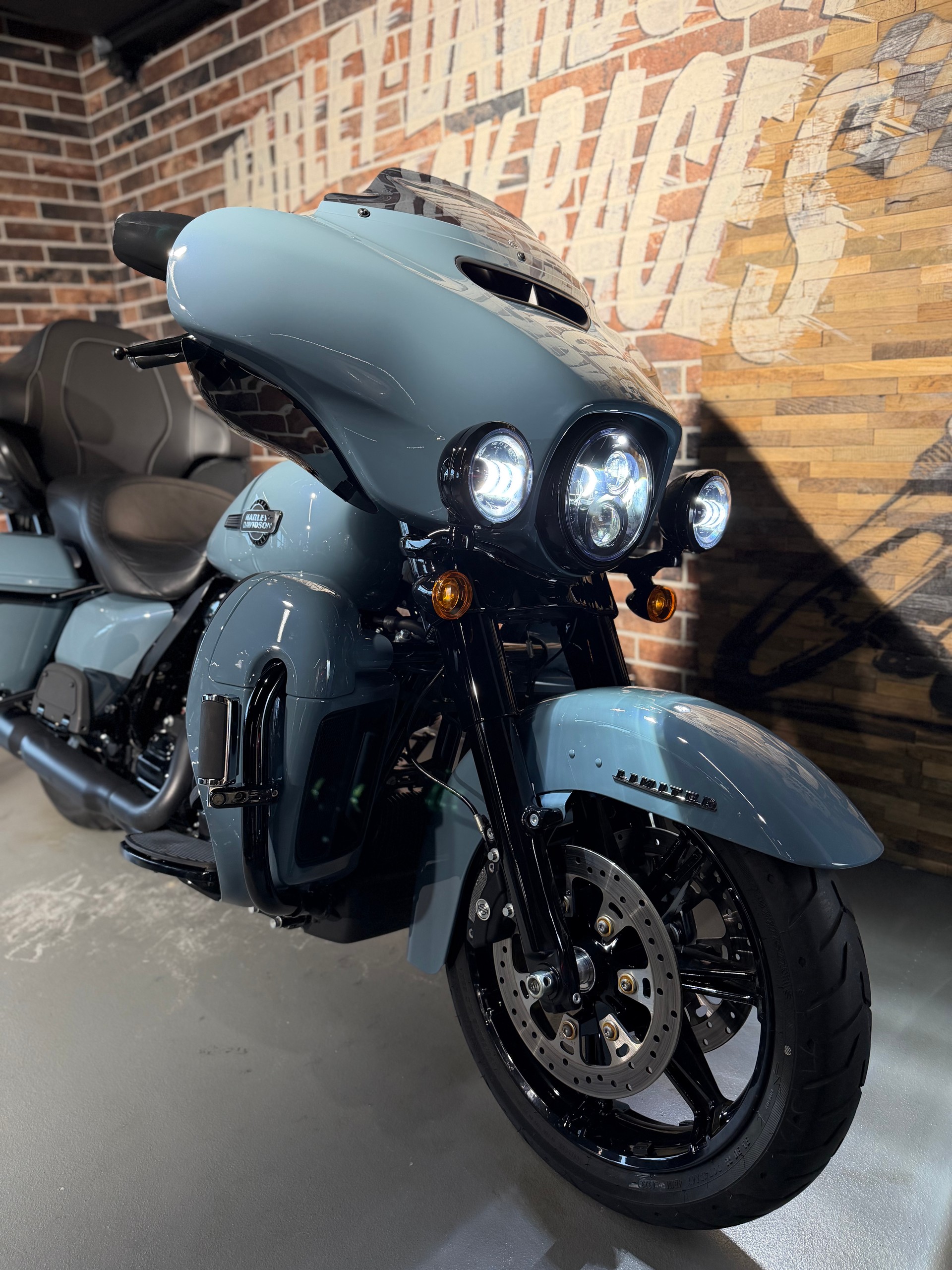 HARLEY-DAVIDSON FLHTK Electra Glide Ultra Limited Black Finish114-image-11