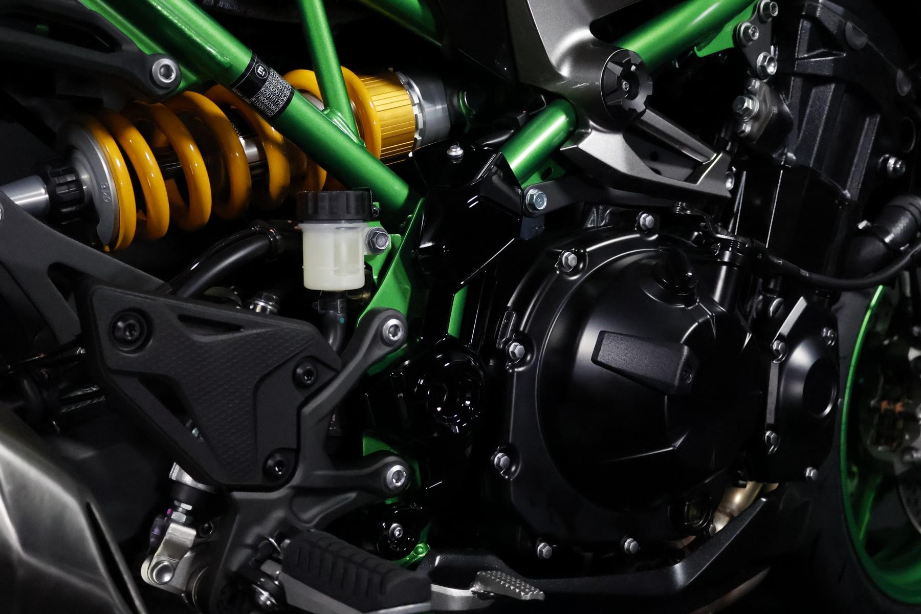 KAWASAKI Z 900 SE (91 KW)-image-12
