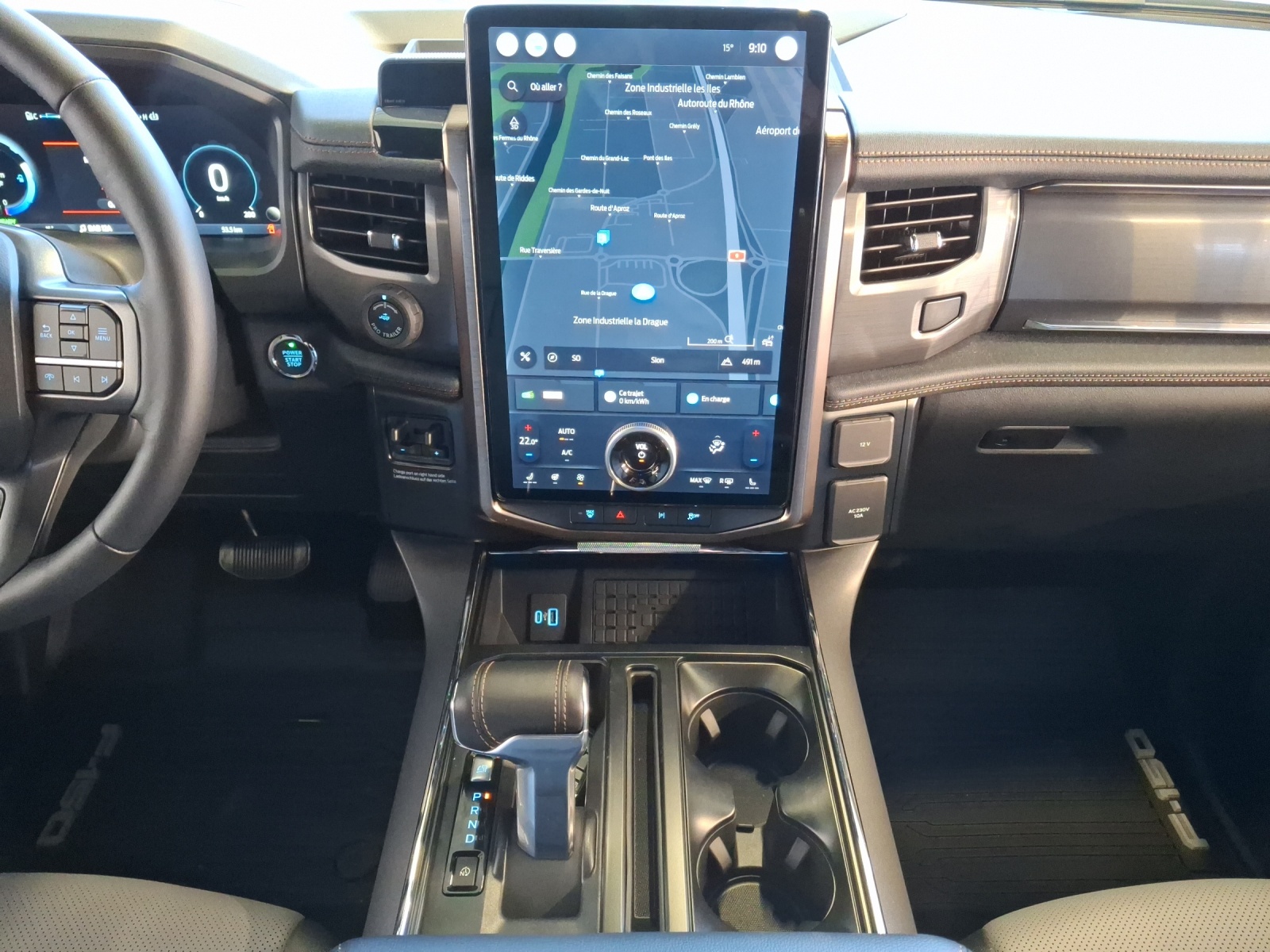 FORD F-150 Lightning 98 kWh Lariat Launch Edition-image-9