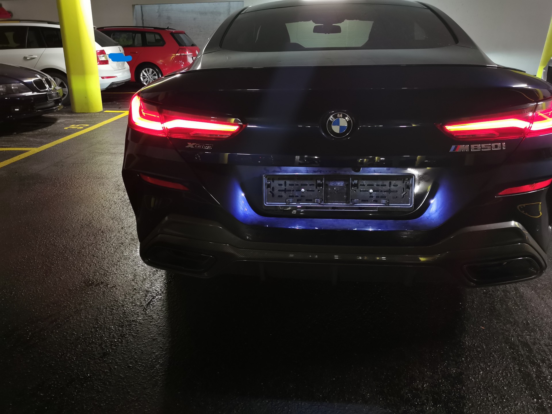BMW M850i xDrive Steptronic Coupé LCI-image-8