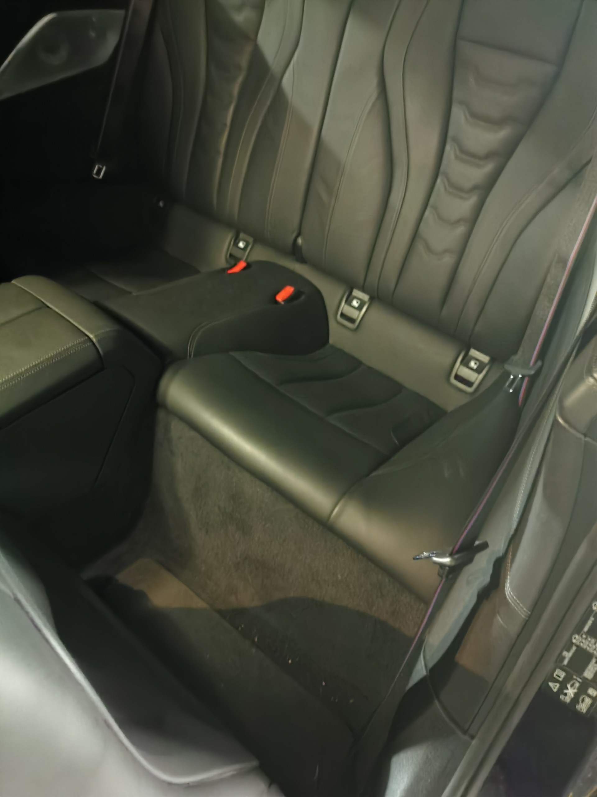 BMW M850i xDrive Steptronic Coupé LCI-image-20