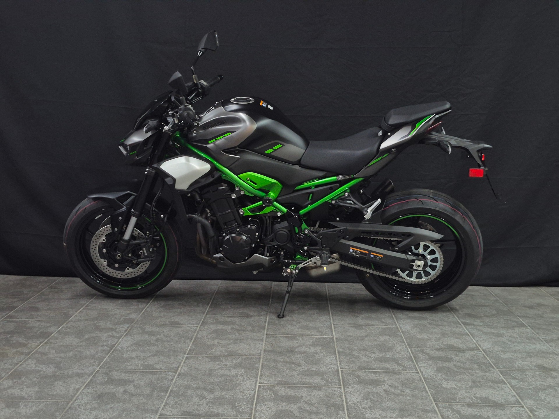 KAWASAKI Z 900 (70kW)-image-1