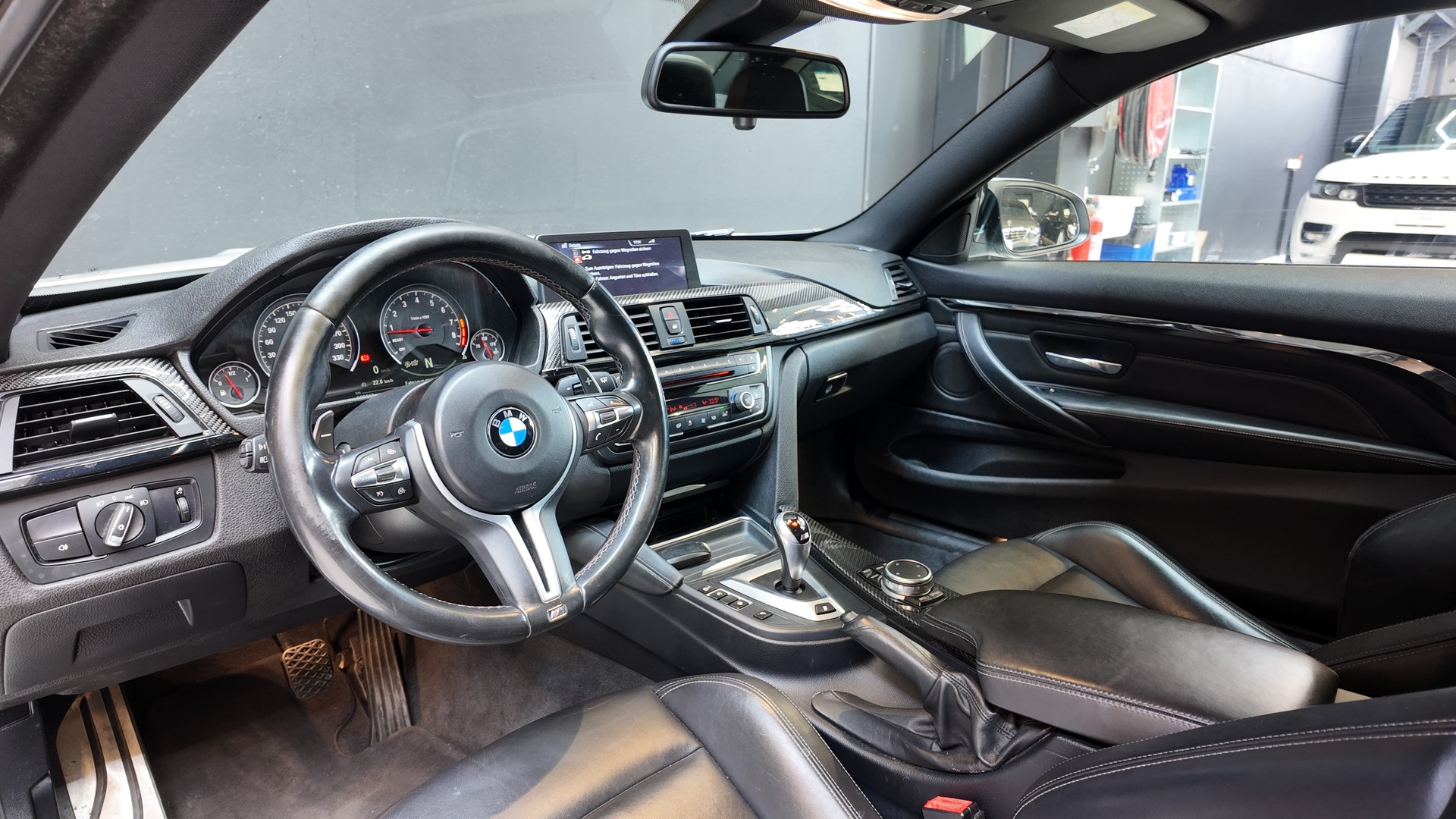 BMW M4 Coupé DKG-image-9