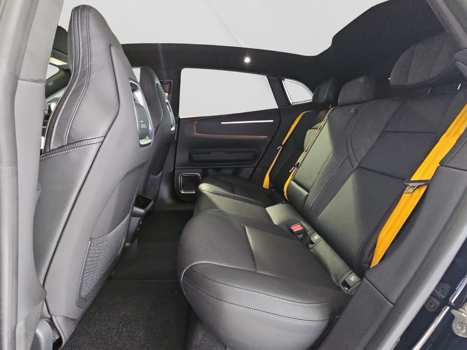 POLESTAR 4 Long Range Dual Motor Performance Prime-image-13