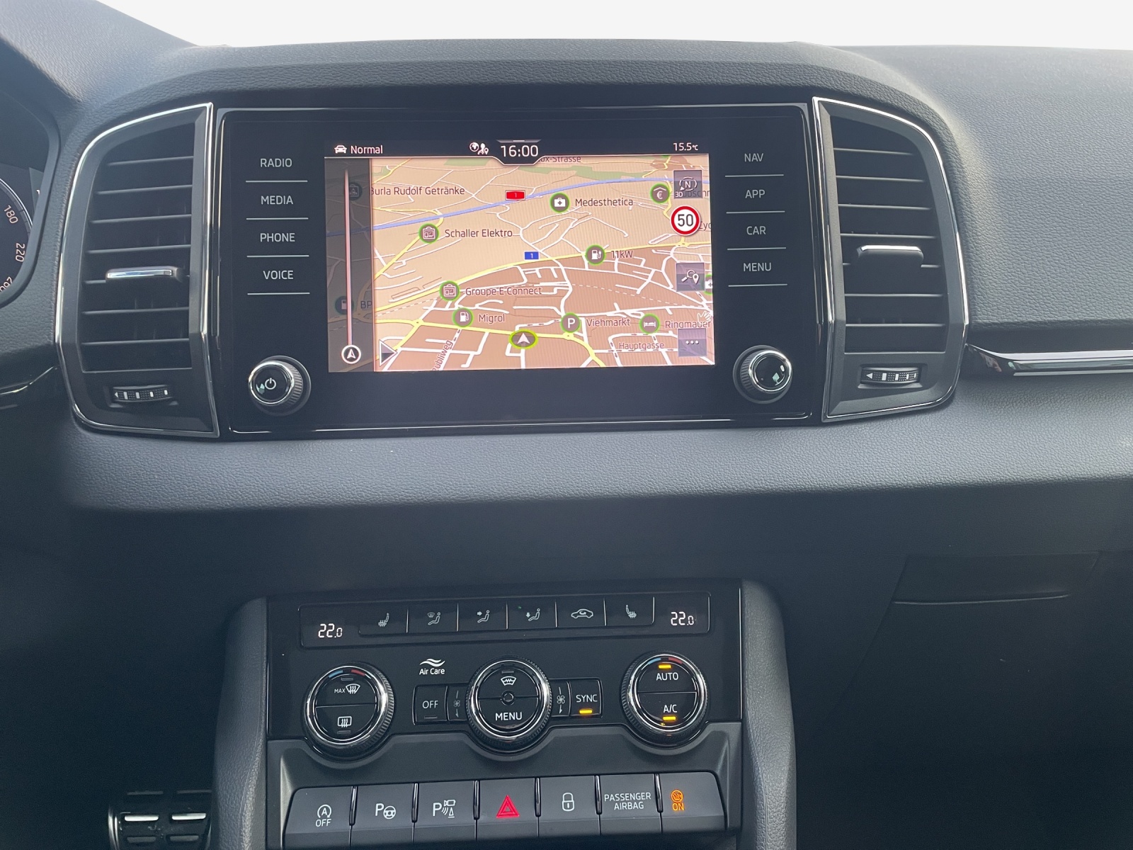 SKODA Karoq 1.5 TSI Dynamic DSG-image-10