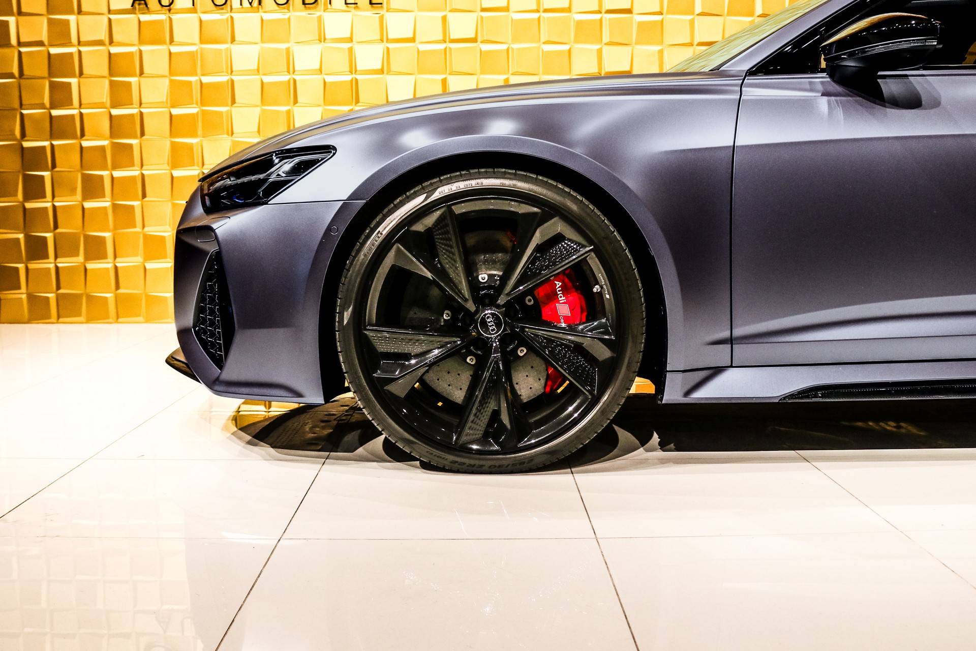 AUDI RS6 Avant 4.0 TFSI V8 quattro FULL-image-8