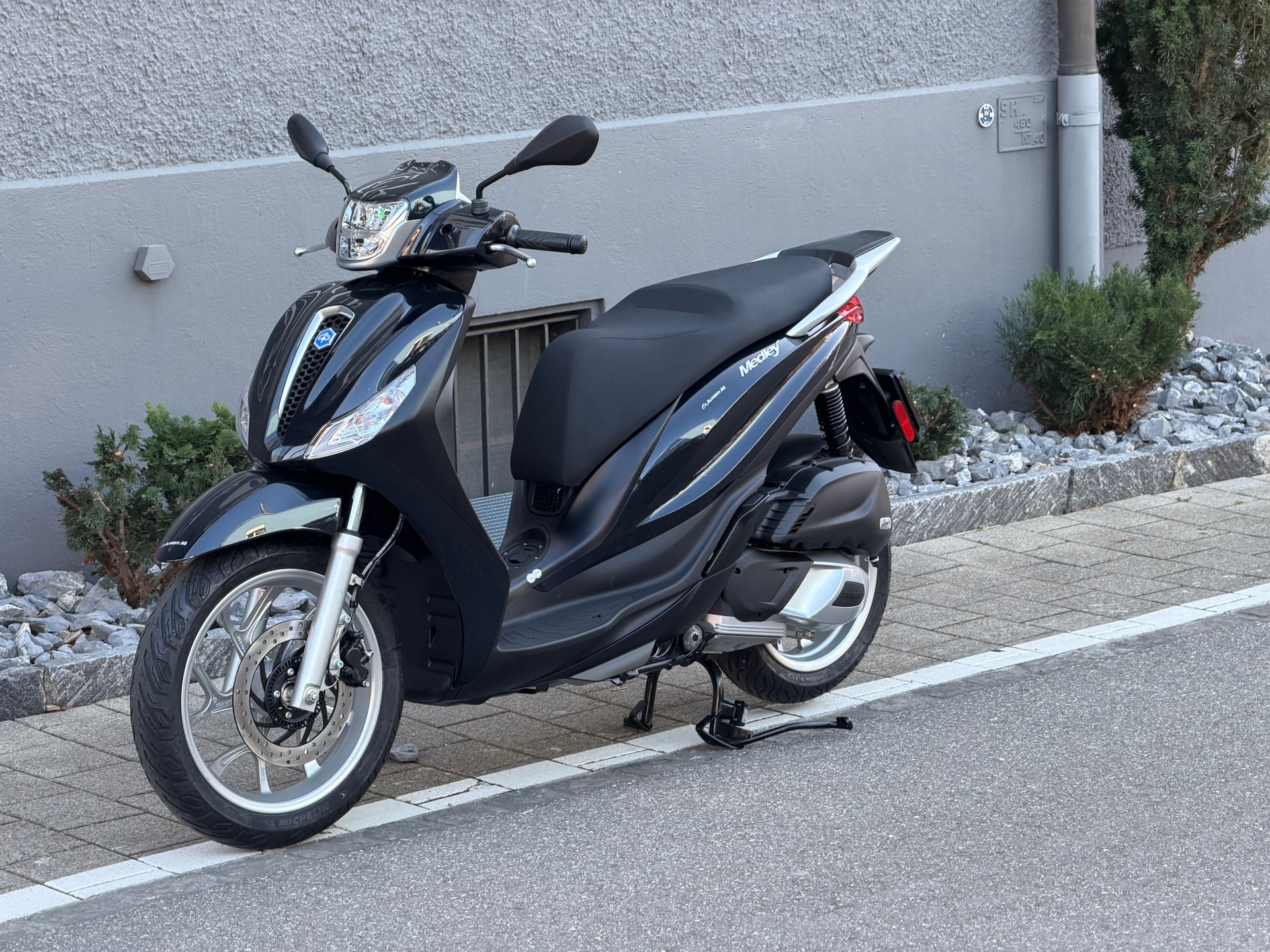 PIAGGIO Medley 200 E5+-image-0