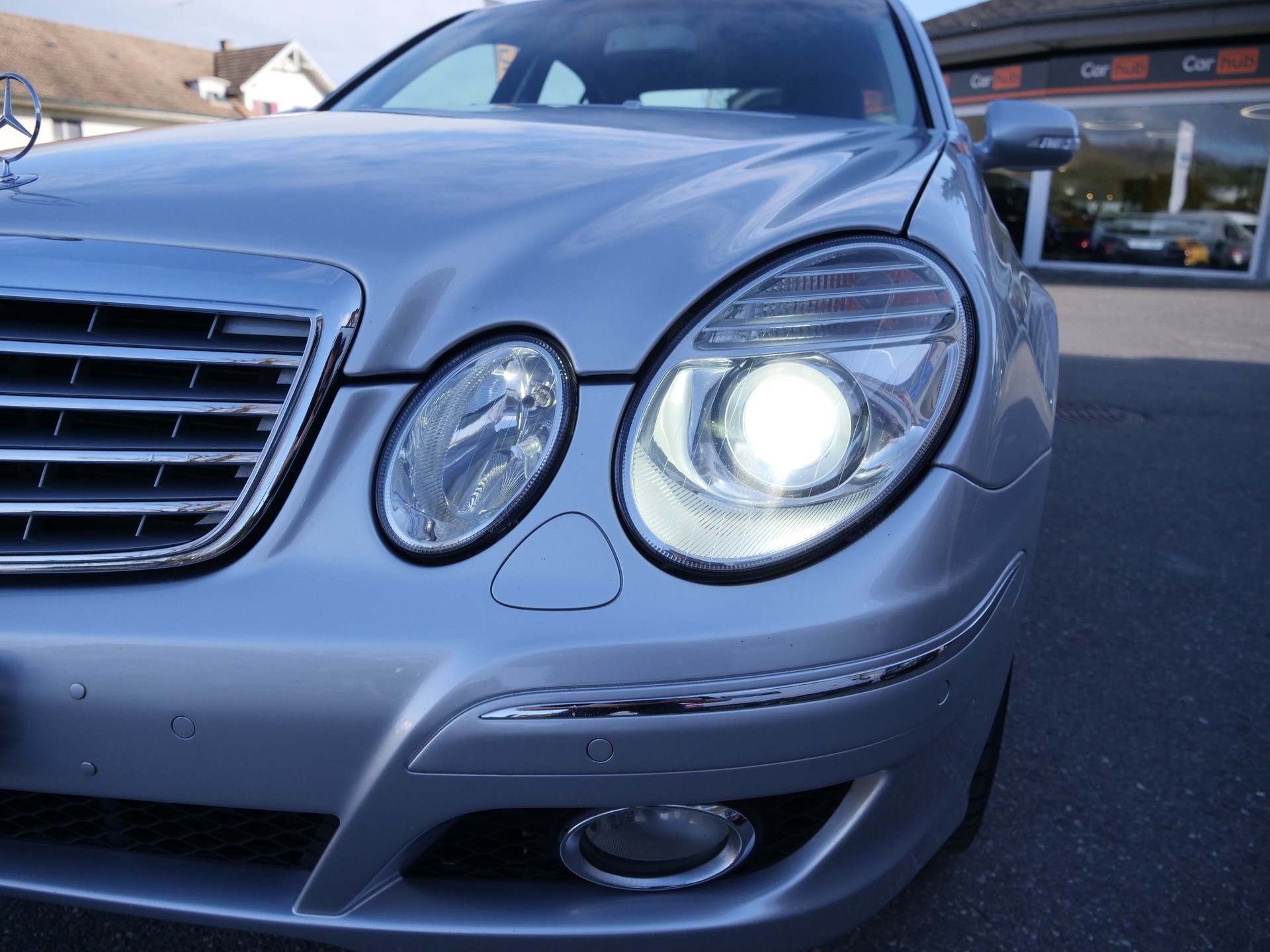 MERCEDES-BENZ E 320 CDI Elégance 4Matic Automatic-image-15