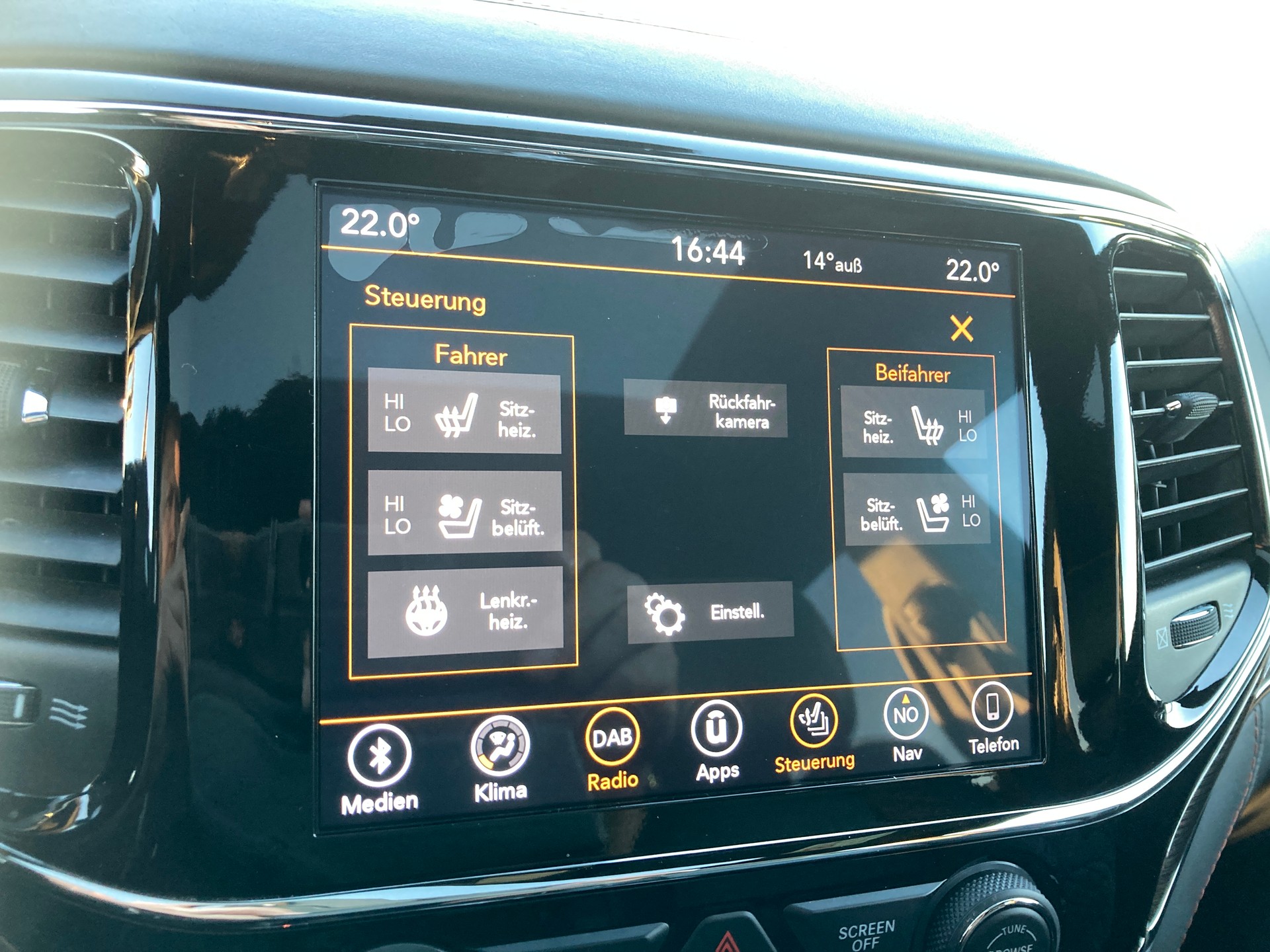 JEEP Grand Cherokee 3.0 CRD Summit Automatic-image-26