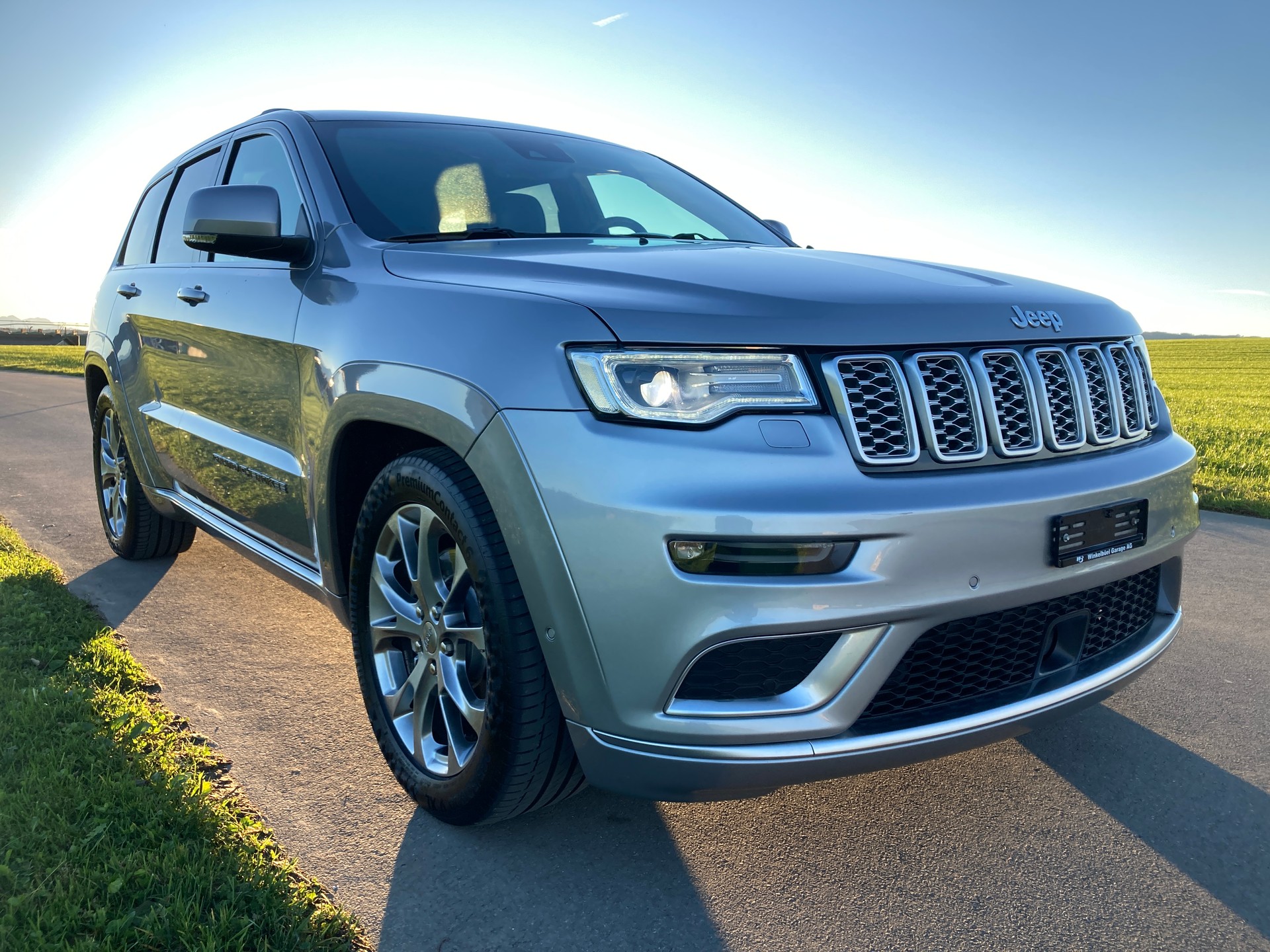 JEEP Grand Cherokee 3.0 CRD Summit Automatic-image-1