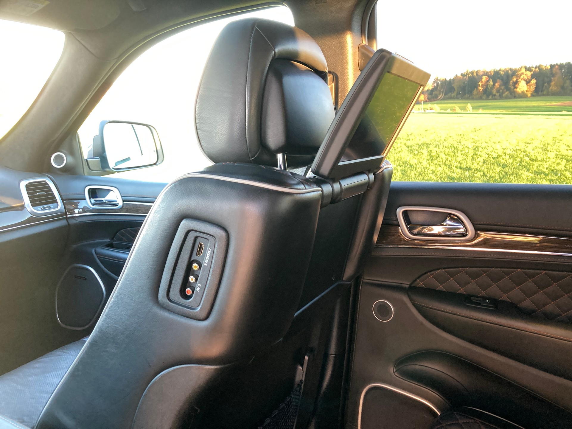 JEEP Grand Cherokee 3.0 CRD Summit Automatic-image-12