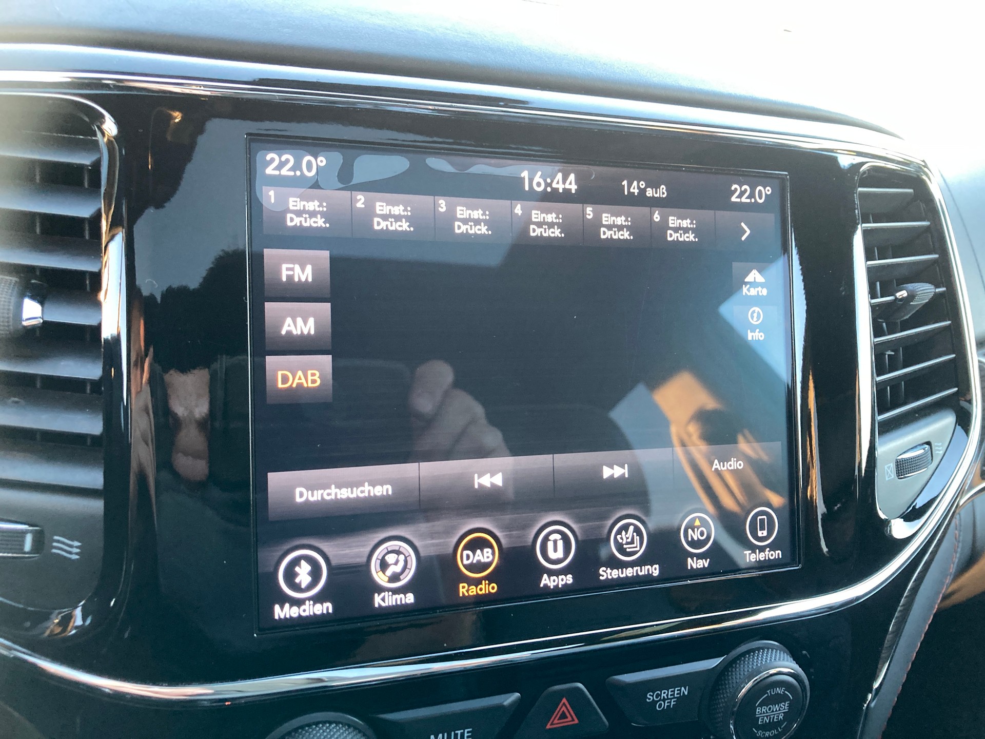 JEEP Grand Cherokee 3.0 CRD Summit Automatic-image-25