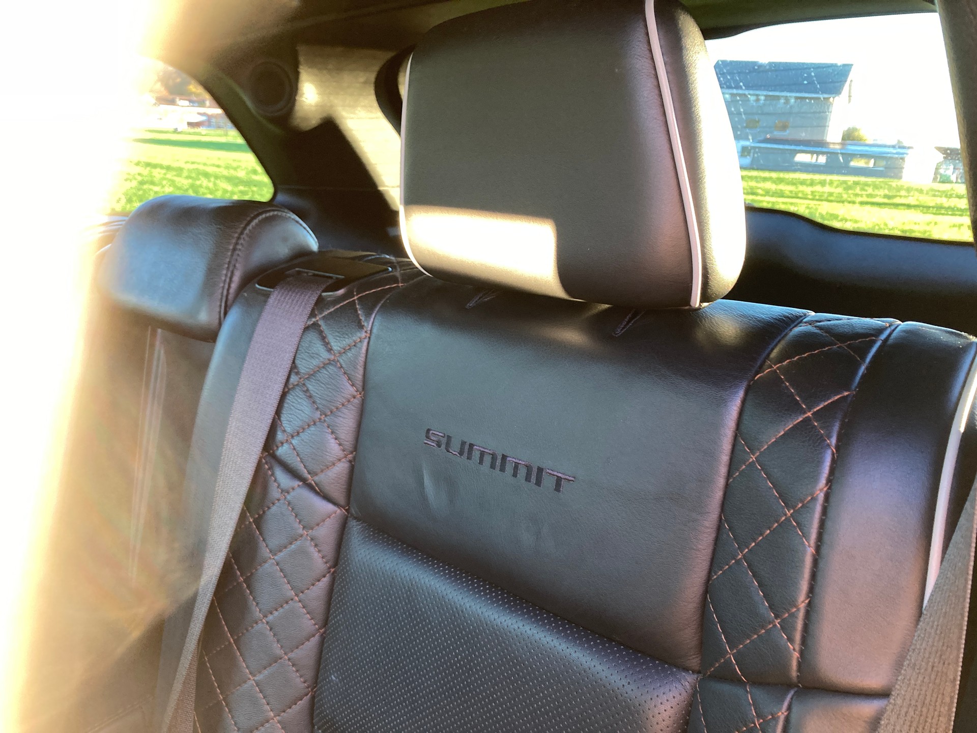 JEEP Grand Cherokee 3.0 CRD Summit Automatic-image-13