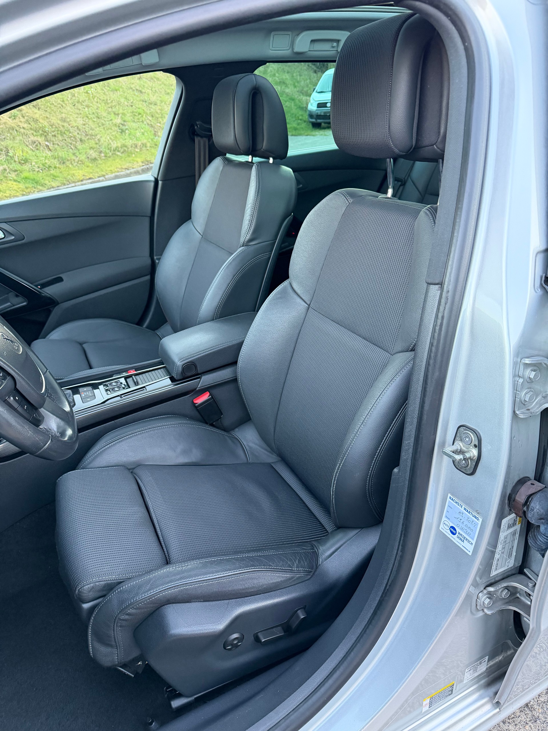 PEUGEOT 508 SW 2.0 BlueHDi Allure Automatic-image-8