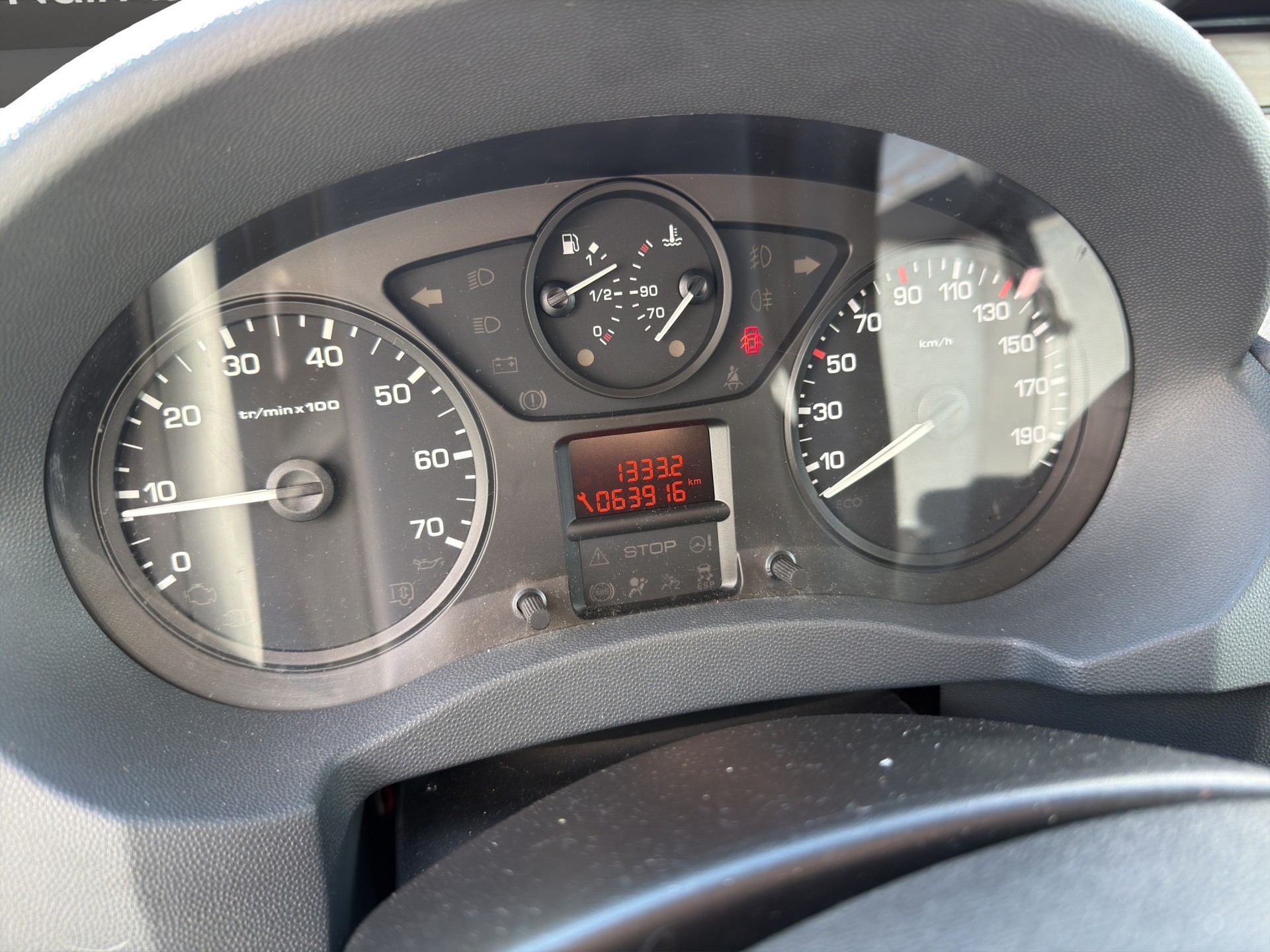 CITROEN Jumpy 2.0 HDi L2H1 Attraction-image-8