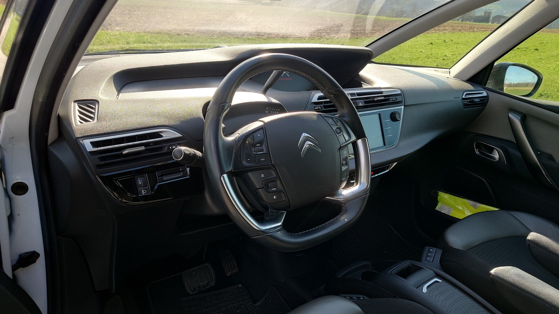 CITROEN C4 Spacetourer 1.5 BlueHDi Shine EAT8-image-9