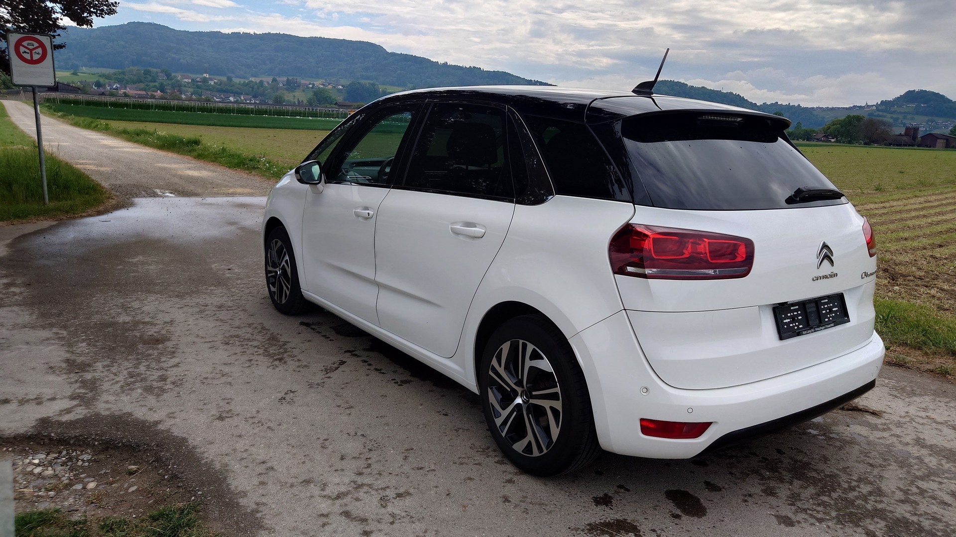 CITROEN C4 Spacetourer 1.5 BlueHDi Shine EAT8-showroom-element-2