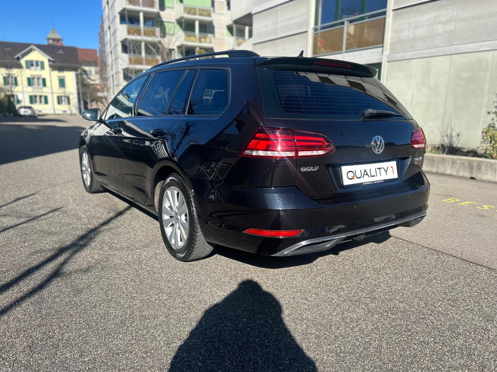 VW Golf Variant 2.0 TDI Comfortline 4Motion DSG-image-4