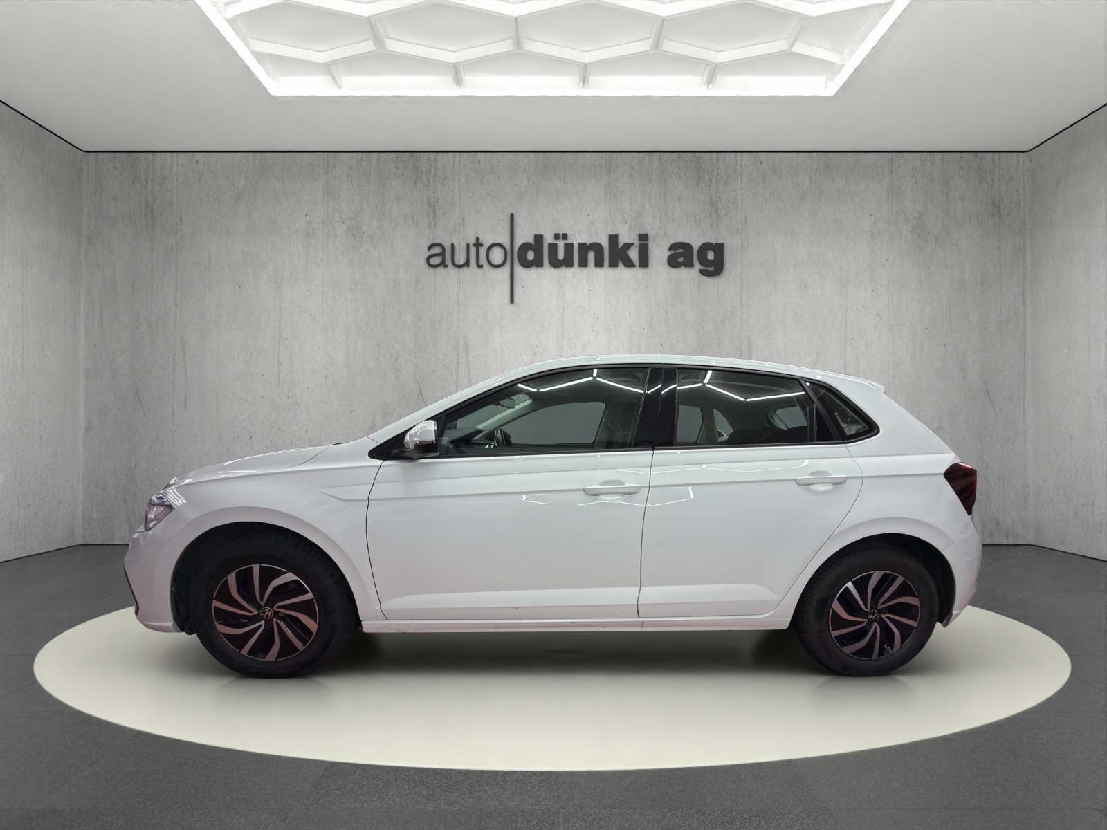 VW Polo 1.0 TSI Life DSG-showroom-element-1