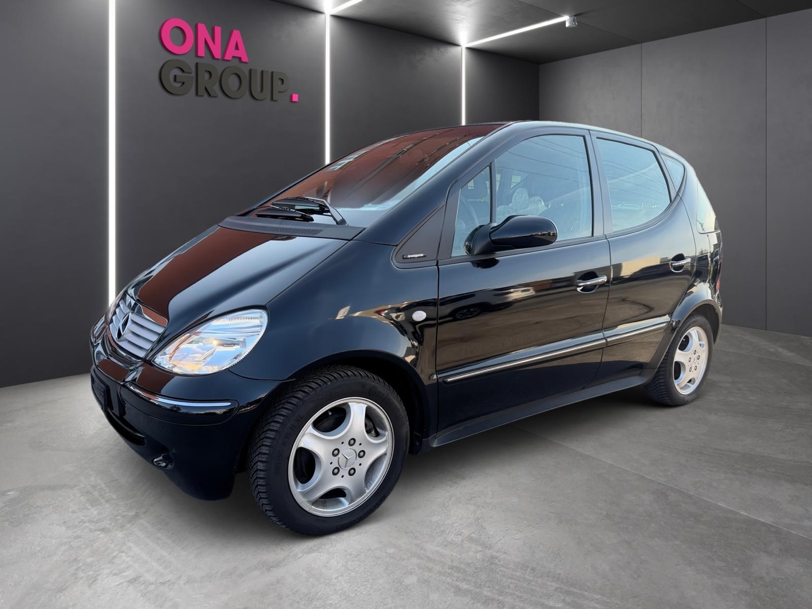 MERCEDES-BENZ A 160 Avantgarde-image-1