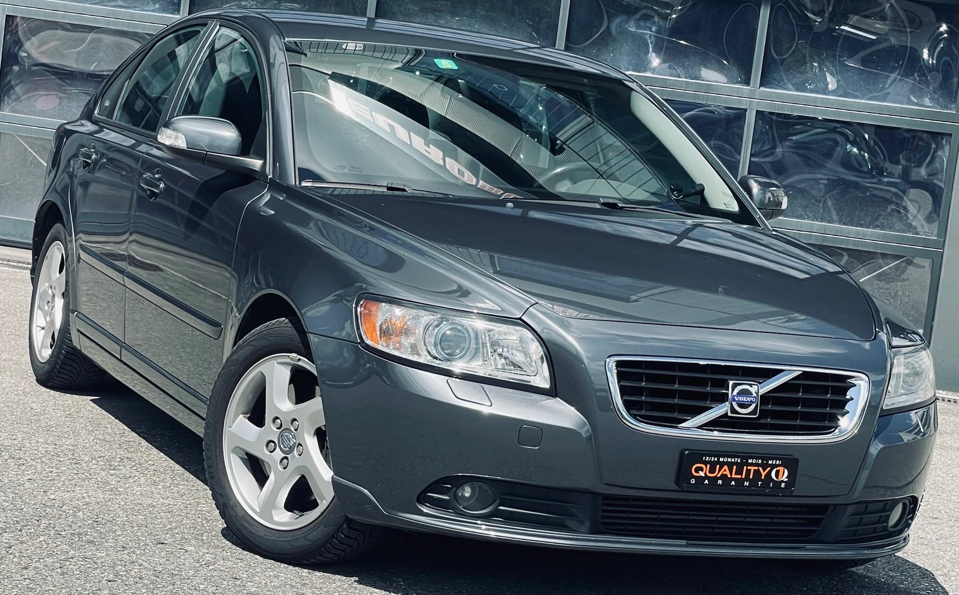 VOLVO S40 2.0D Summum Powershift