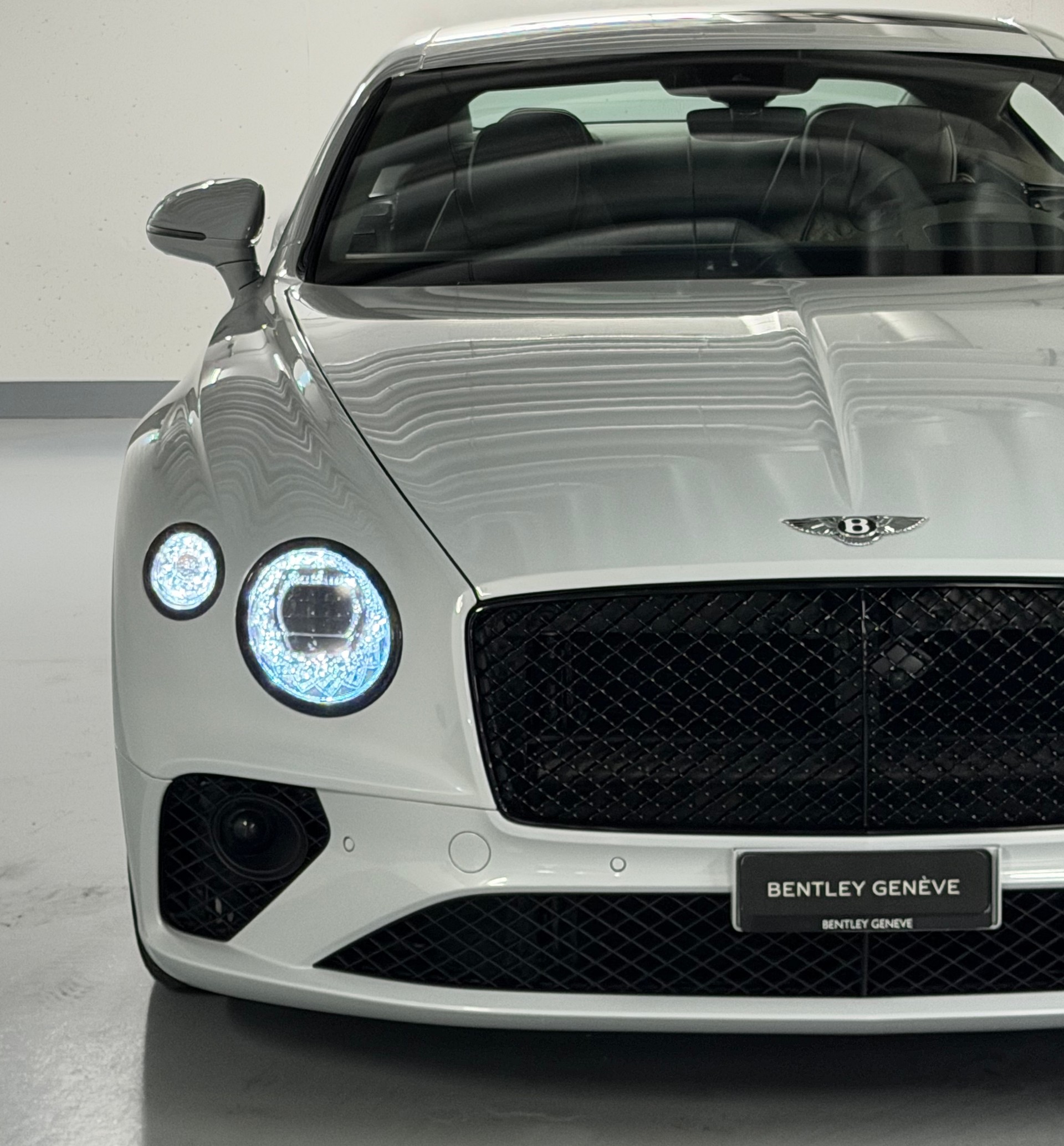 BENTLEY Continental GT 4.0 V8 Azure-image-26