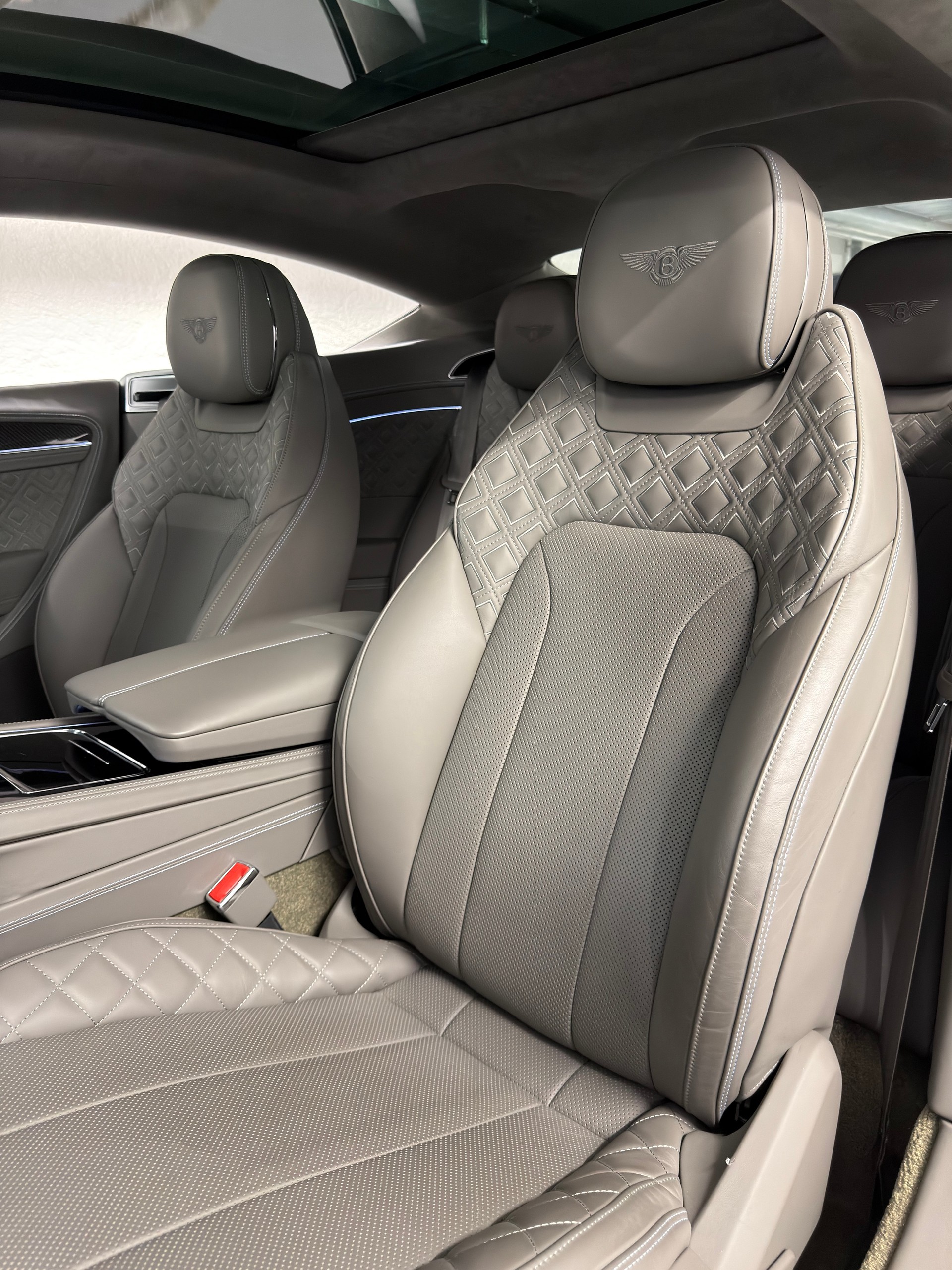 BENTLEY Continental GT 4.0 V8 Azure-image-9