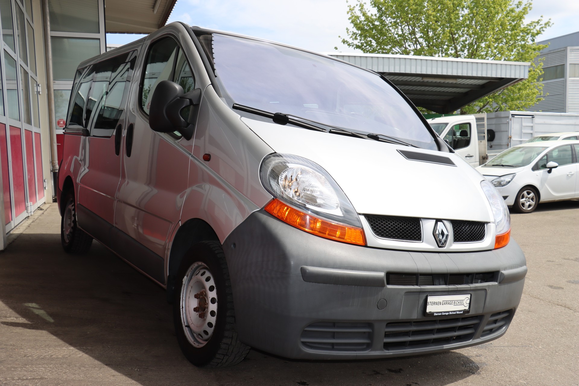 RENAULT Trafic 2.0 16V 2.7t-showroom-element-3