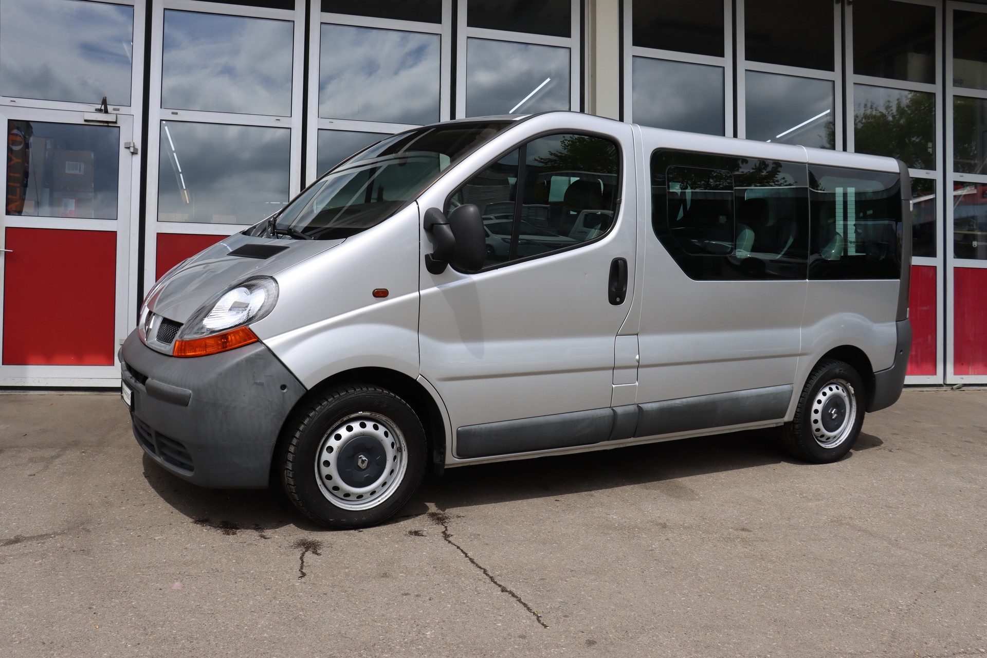 RENAULT Trafic 2.0 16V 2.7t-image-4