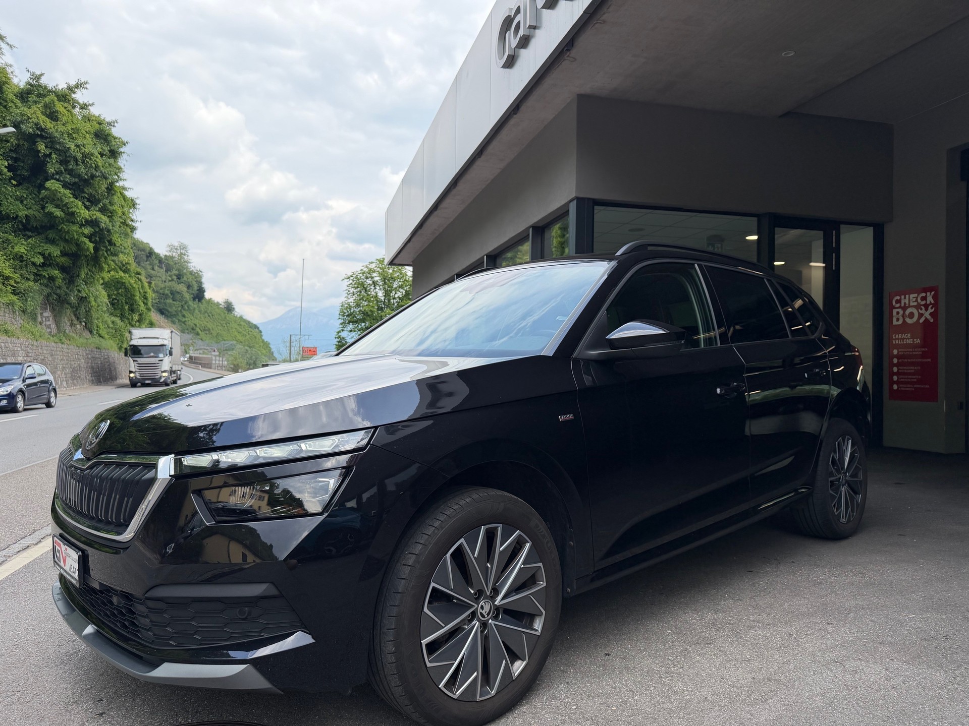 SKODA Kamiq 1.5 TSI Tour DSG-image-9