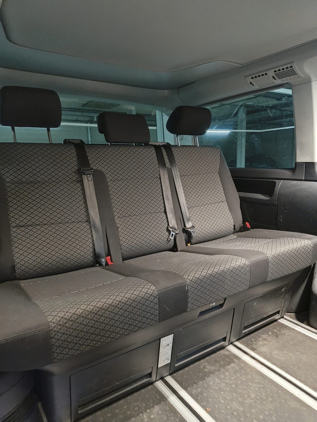 VW T6.1 California 2.0 TDI Beach Liberty Spirit 4Motion DSG-image-7