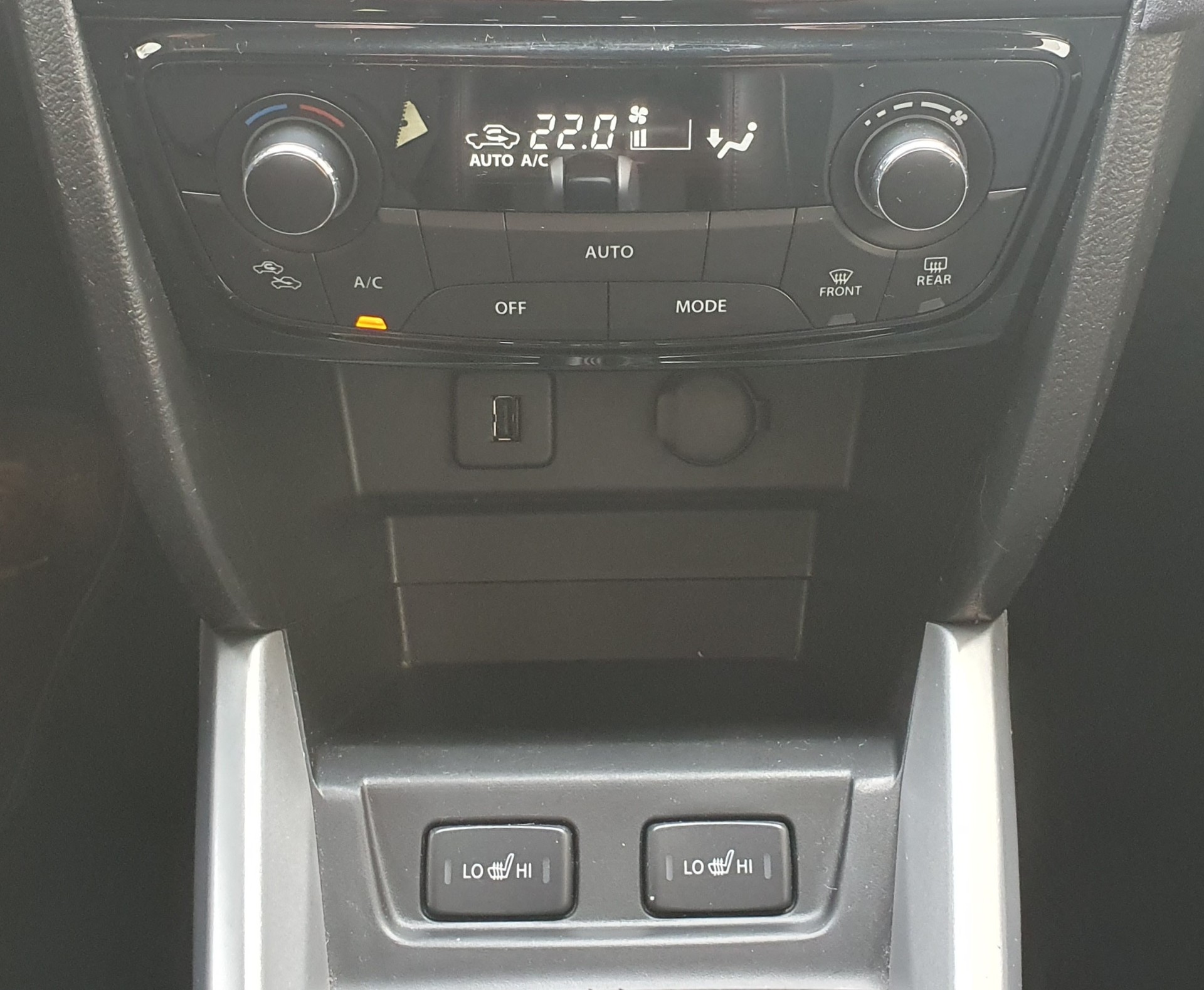 SUZUKI Vitara 1.4 Boosterjet Sergio Cellano Top Automat-image-9