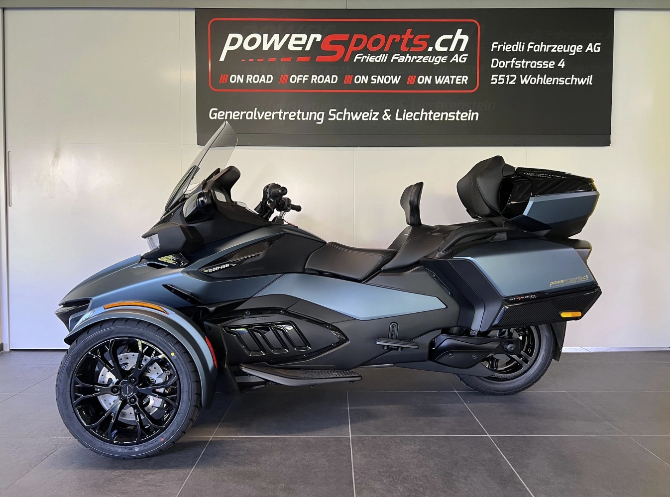 CAN-AM Spyder RT LTD-image-3